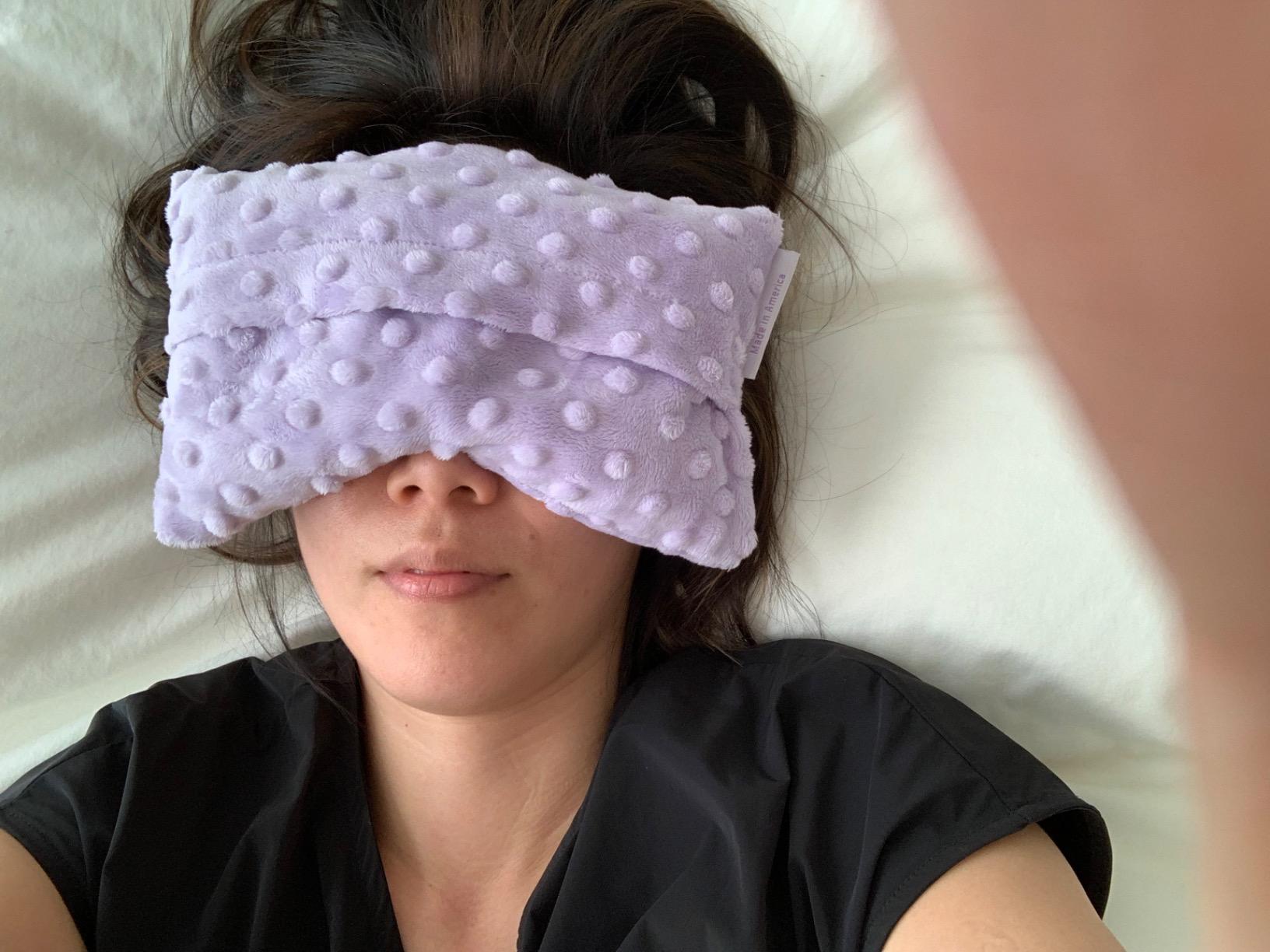 Sonoma Lavender Spa Mask, Heatable/Chillable Aromatherapy Eye Pillow with Lavender Infused Flaxseed Insert, Eye Compress for Stress Relief with Removable and Washable Cover (Lilac Dot) customer photo 1