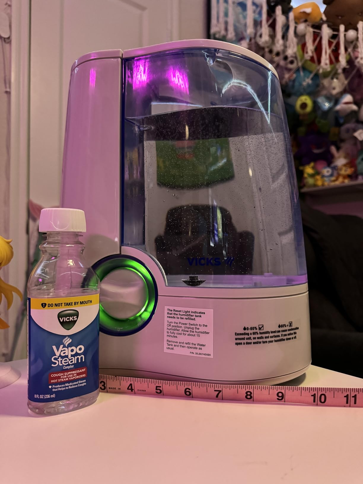 Vicks Warm Mist Humidifier for Small to Medium Rooms, White customer photo 1