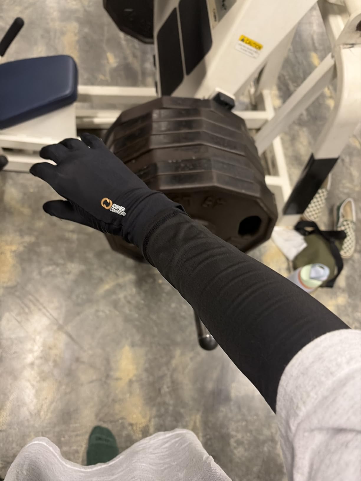 Copper Compression Full Finger Arthritis Gloves - Palm Grips - Touch Screen Fingertips - Compression Support for Carpal Tunnel, Pain Relief, Tendonitis - Fits Men & Women - 1 Pair - M customer photo 1
