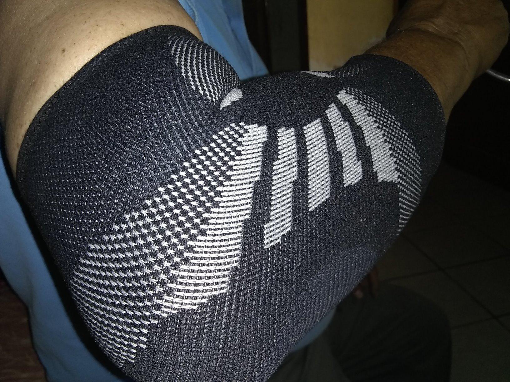 Nordic Lifting Elbow Compression Sleeves (1 Pair) - Elbow Brace for Tendonitis, Tennis & Golfers Elbow - Weightlifting Support for Men & Women - Pain Relief & Joint Recovery customer photo 2