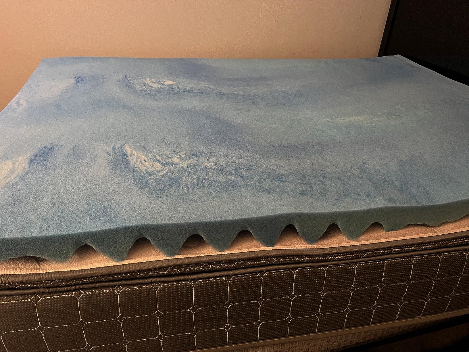 Sleep Innovations Dual Layer 4 Inch Memory Foam Mattress Topper, Queen Size, Ultra Soft Support, 3 Inch Cooling Gel Memory Foam Plus 1 Inch Fluffy Pillow Top Cover customer photo 2