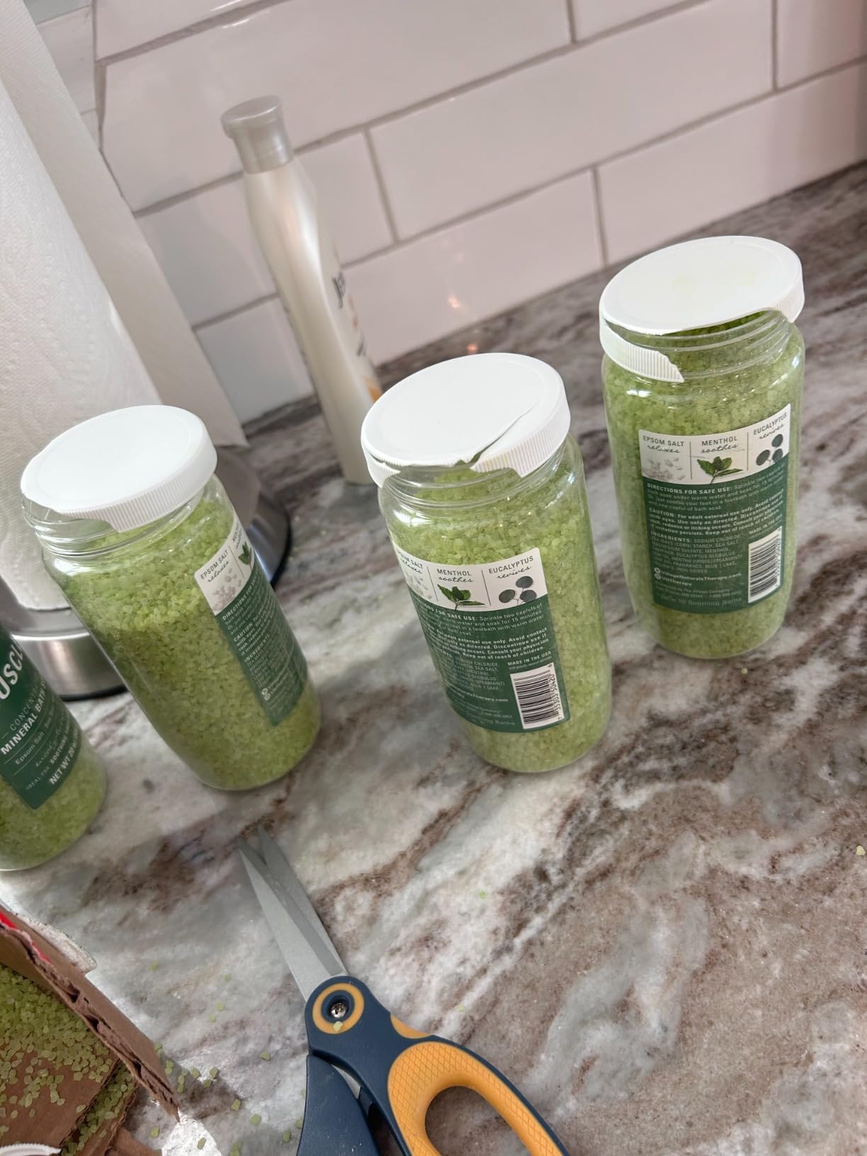 Village Naturals Therapy, Muscle Concentrated Mineral Bath Soak, Eucalyptus Mint Scent, 20 oz, Pack of 4 customer photo 2