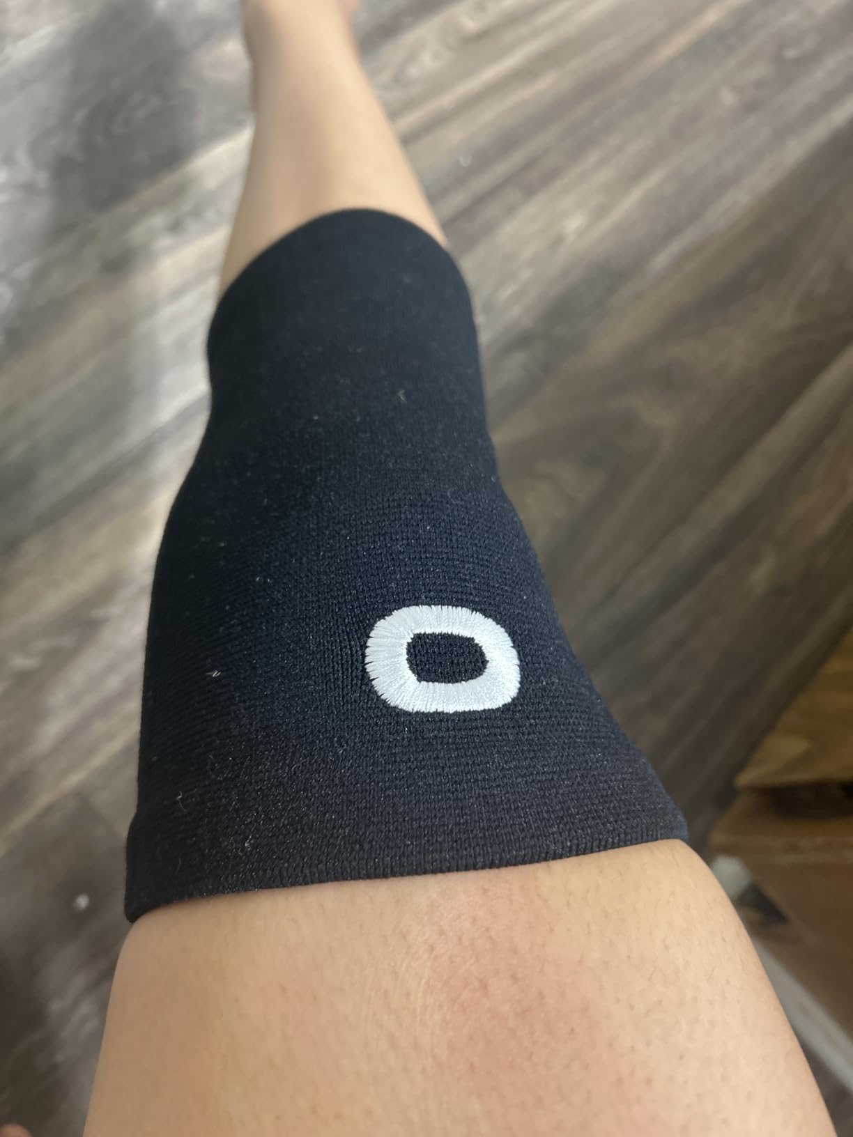 Knee Brace for Women & Men (Pair) - Knee Sleeves for Running, Workout, Weightlifting & Sports - Compression Knee Support for Knee Pain Relief, Meniscus Tear & Arthritis customer photo 1