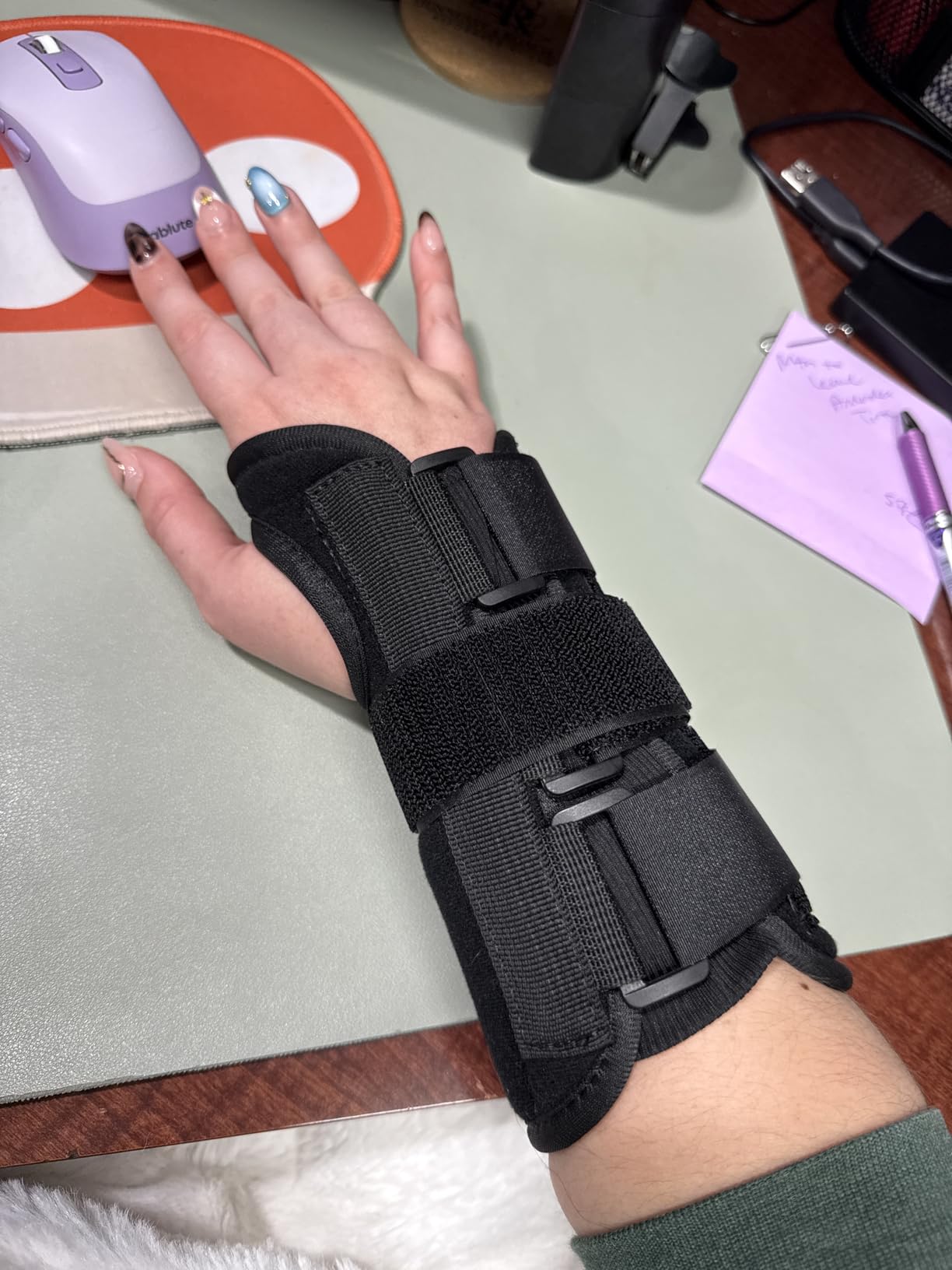 FEATOL Wrist Brace Hand Brace, Carpal Tunnel Wrist Splint Night Support for Women Men, Pain Relief Support -Tendonitis, Arthritis, Sprain, Right Hand, Small/Medium customer photo 2