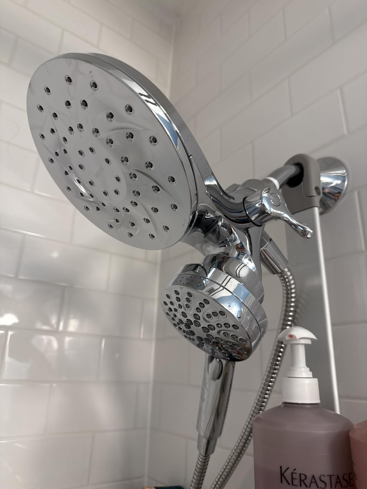 Moen Engage Chrome Magnetix 2-in-1 Combo Rain Showerhead with Detachable Handheld Shower Spray, Featuring Magnetic Docking System, 26009 customer photo 2