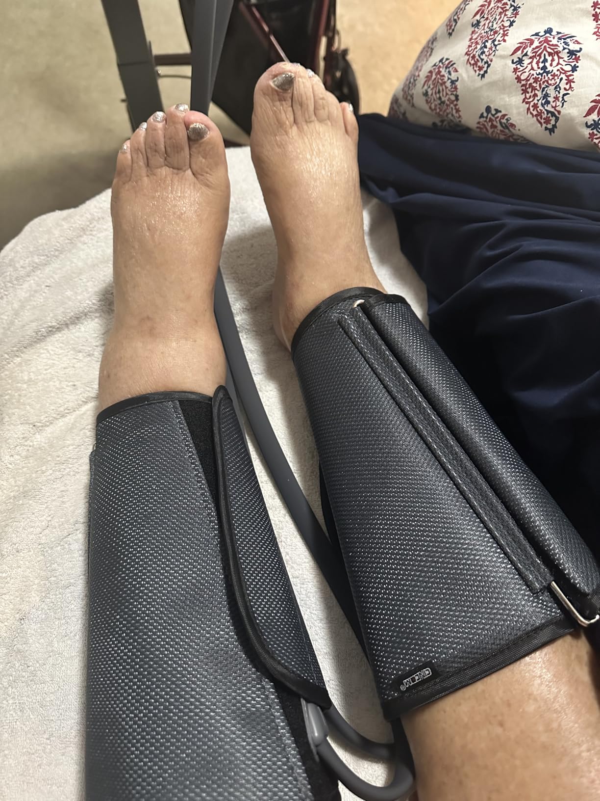 CINCOM Leg Massager for Circulation and Pain Relief, Air Compression Calf Massager with 2 Modes 3 Intensities Helpful for Muscles Relaxation Gifts FSA - HSA customer photo 1