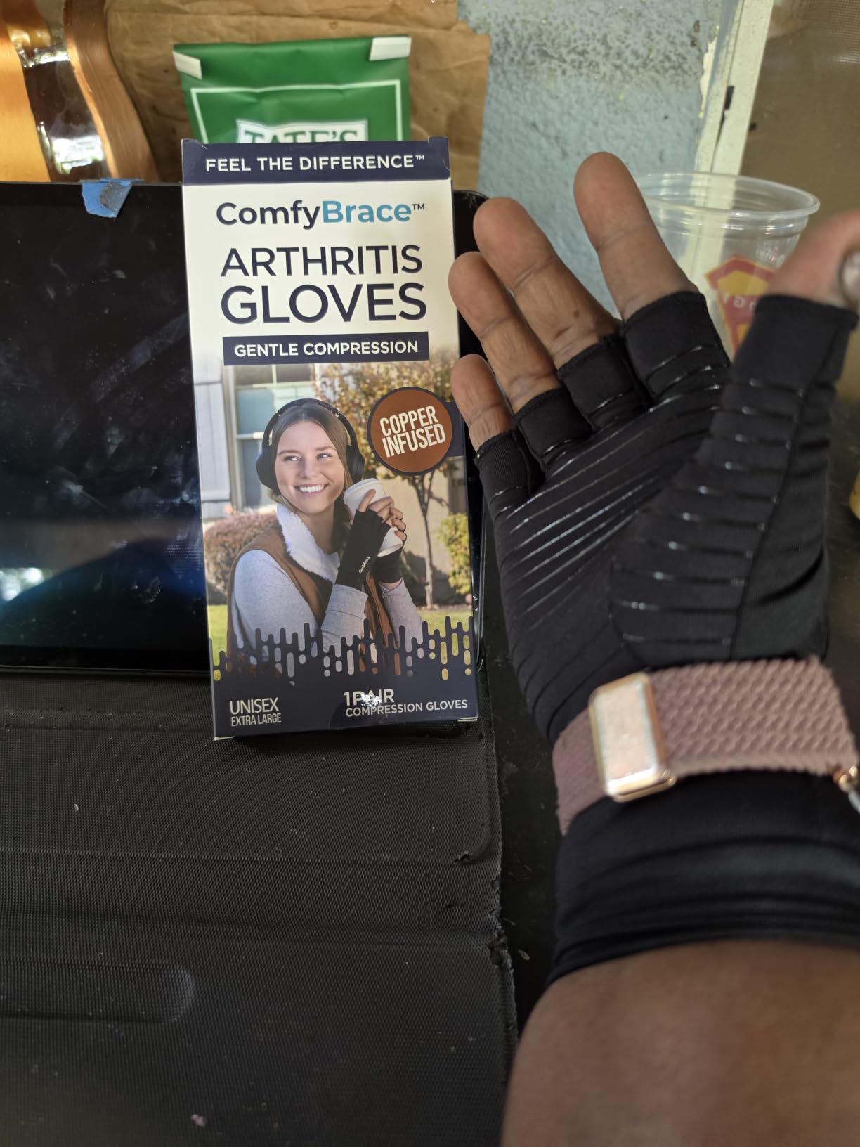 ComfyBrace Copper Infused Compression Arthritis Gloves for Hand & Finger Relief from Pain/Swelling caused by Rheumatoid Arthritis, Carpal Tunnel, Tendonitis and Poor Circulation, Fits Men & Women customer photo 1