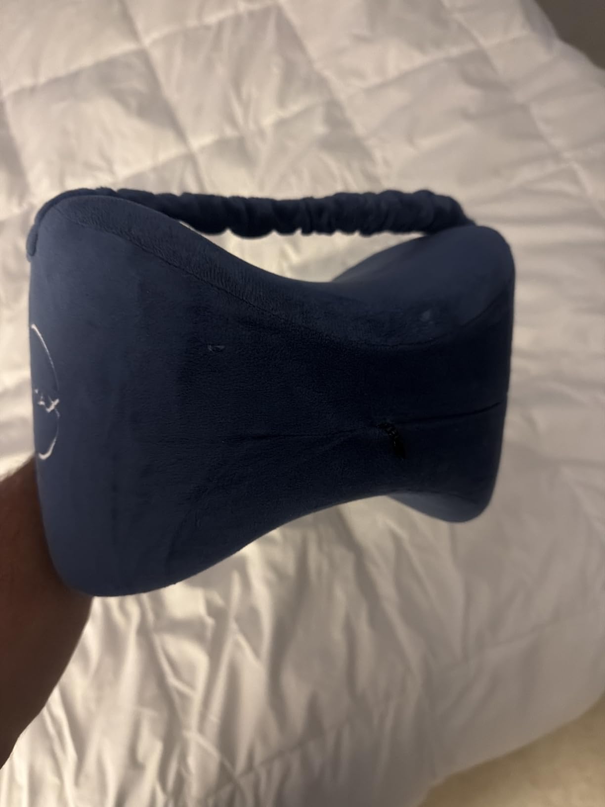 Knee Pillow for Side Sleepers - Relief from Sciatica Pain, Back/Leg Pain, Pregnancy, Hip and Joint Pain Memory Foam Leg Pillow + Free Sleep Mask and Ear Plugs customer photo 1