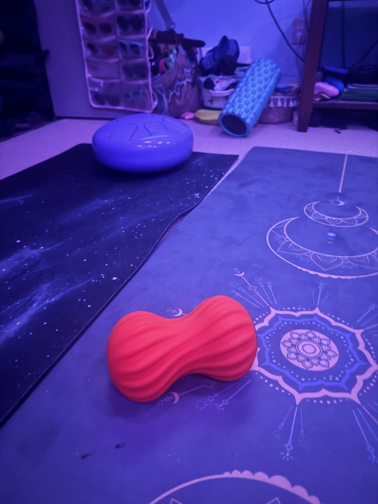 Zyllion Vibrating Peanut Massage Ball with 4 Modes - Cordless Rechargeable Electric Deep Tissue Massager Roller customer photo 1