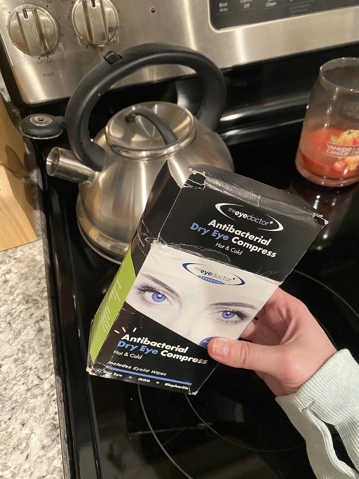 The Eye Doctor Hot Compress for Eye - Helps Dry Eye & Blepharitis - Reusable Eye Mask - Heated Eye Mask for Dry Eyes - Warm Compress for Dry Eyes - Heated Eye Mask for Stye customer photo 2