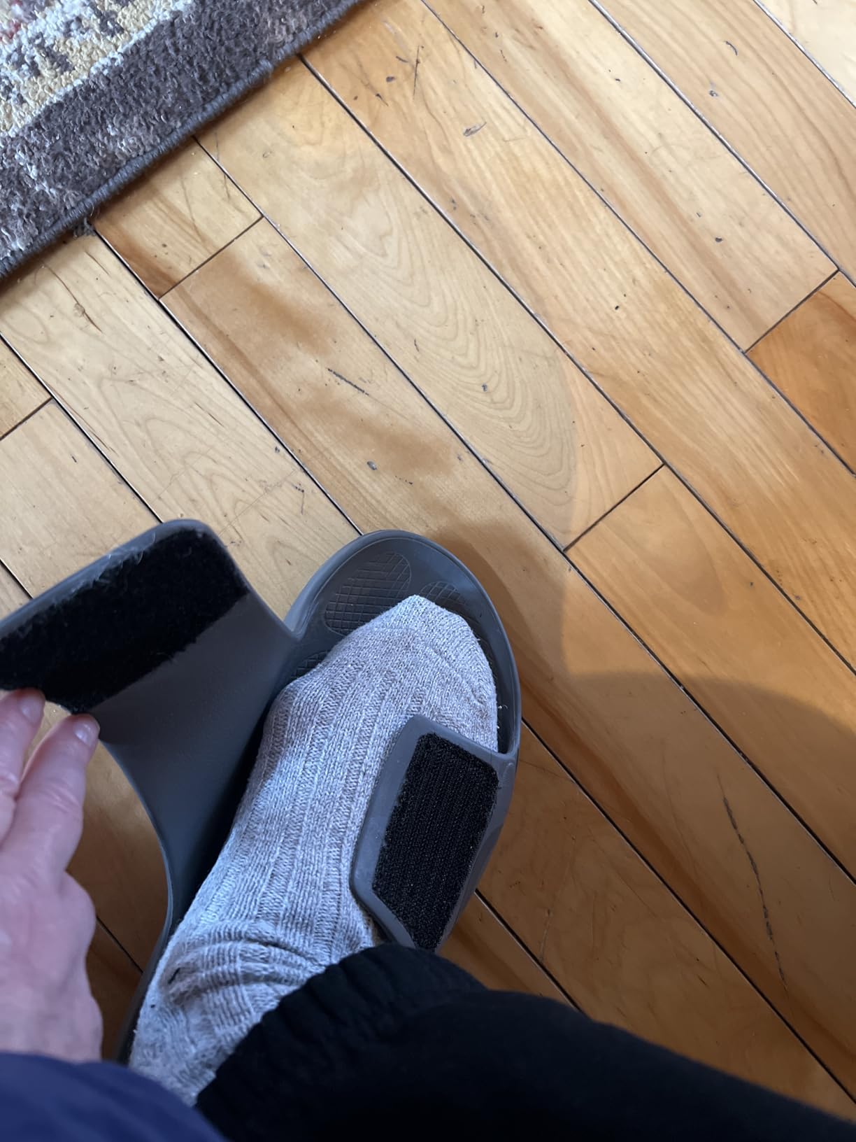 OOFOS OOahh Sport Flex Recovery Sandal customer photo 2