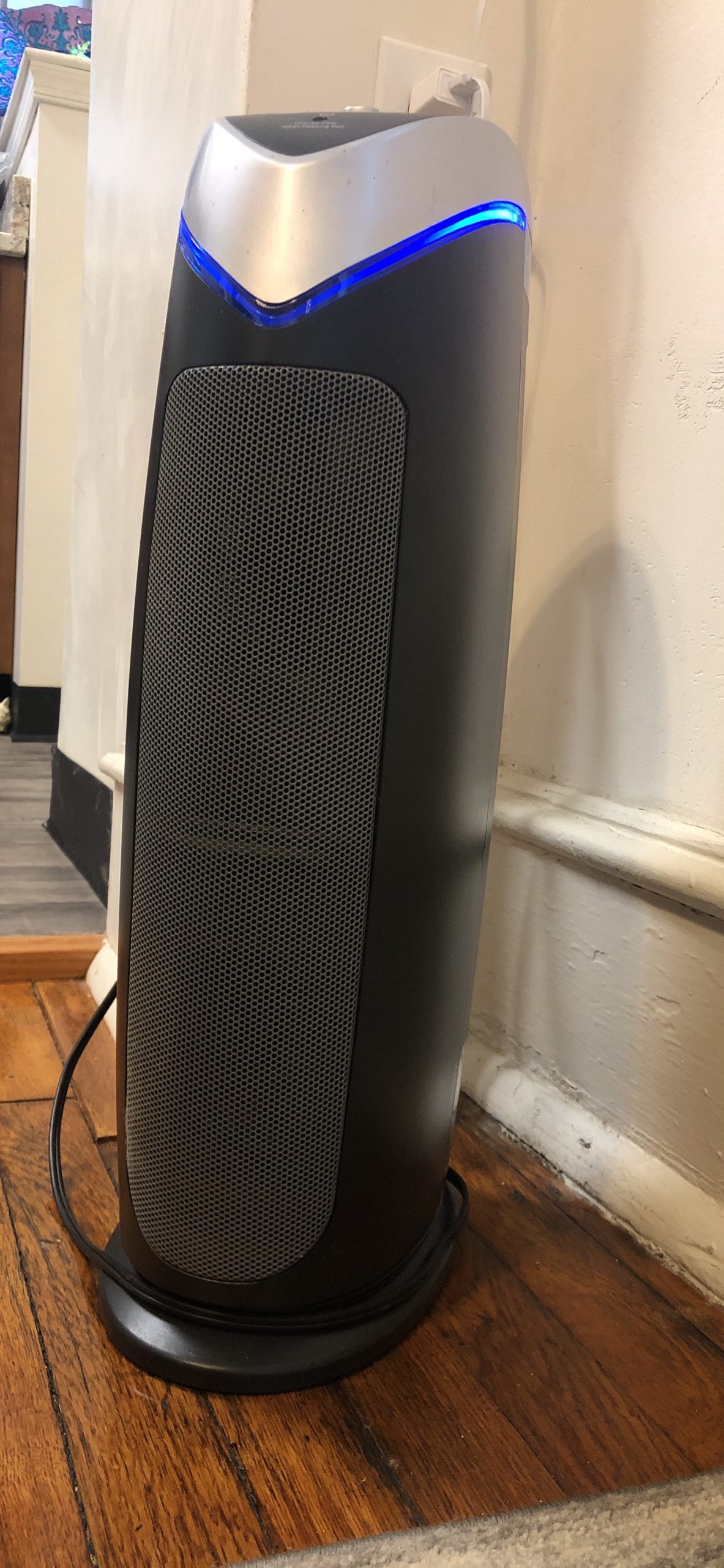 GermGuardian Air Purifier for Homes with Pets, H13 Pet HEPA Filter, Removes Pet Dander, Dust, Allergens, Smoke, Pollen, Odors, Mold, UV-C Light Helps Reduce Germs, AC4300WPT, White customer photo 2