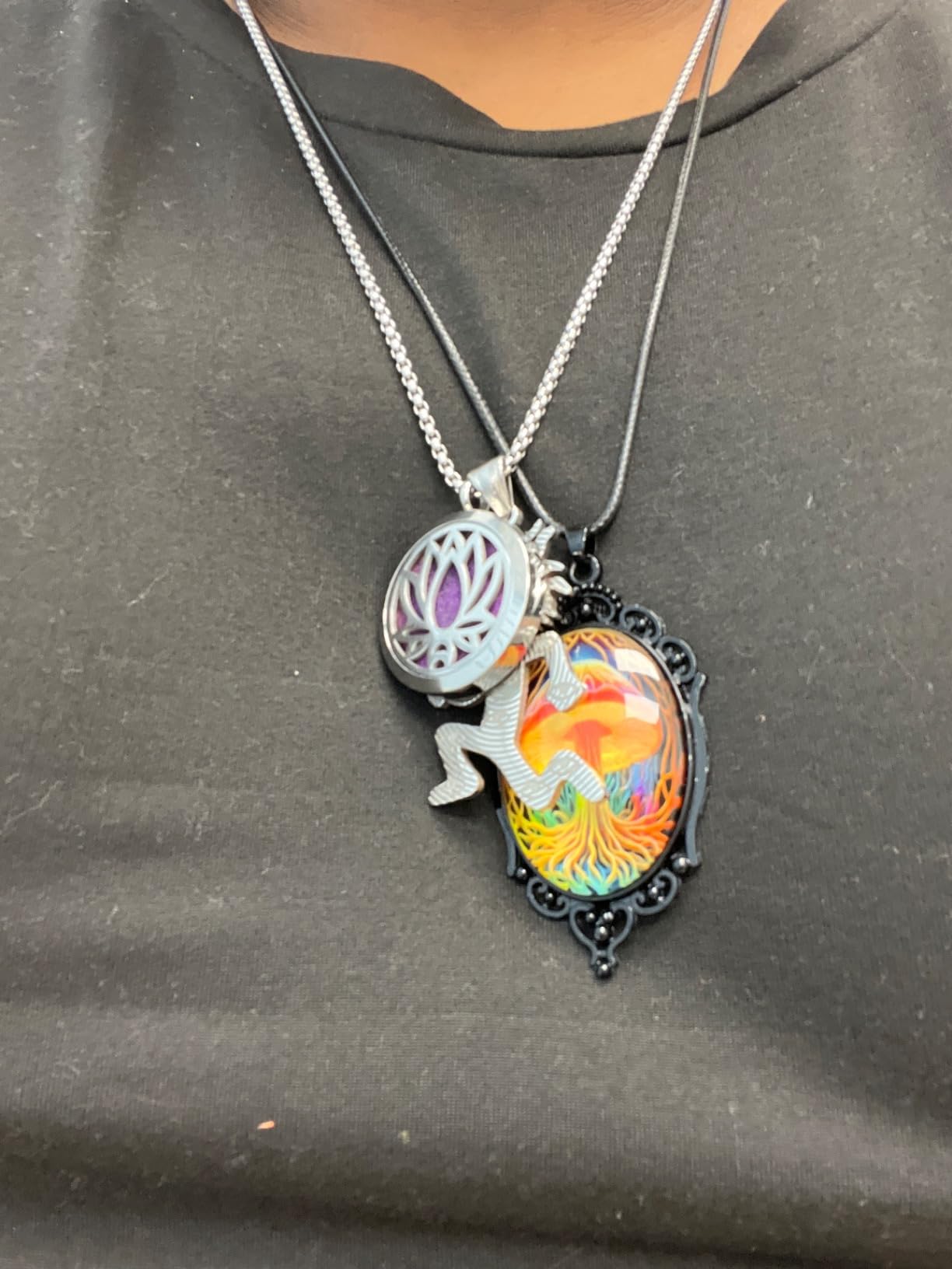 Aromatherapy Essential Oil Diffuser Necklace Tree of Life Pattern Stainless Steel Locket Pendant customer photo 2
