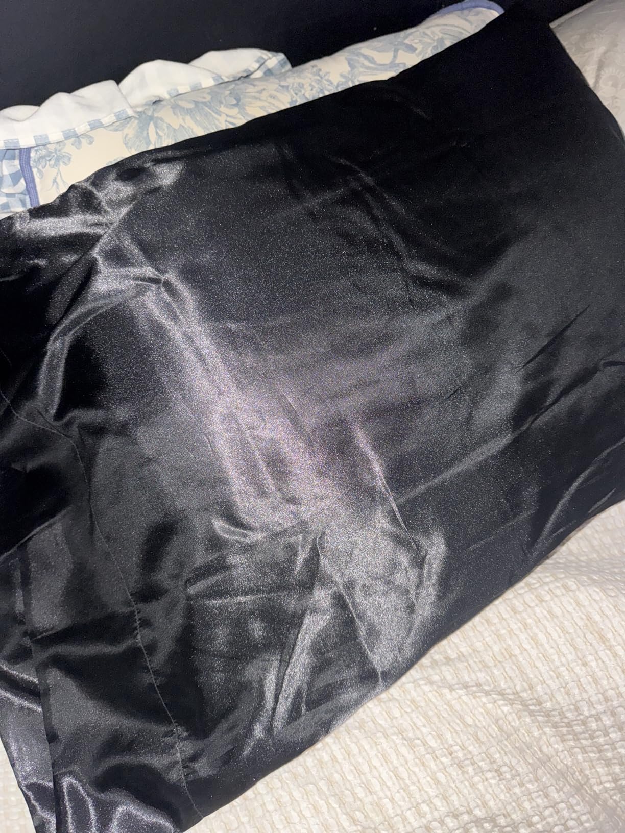 MR&HM Satin Pillowcase for Hair and Skin, Silk Satin Pillowcase 2 Pack, Queen Size Pillow Cases Set of 2, Silky Pillow Cover with Envelope Closure (20x30, Black) customer photo 1