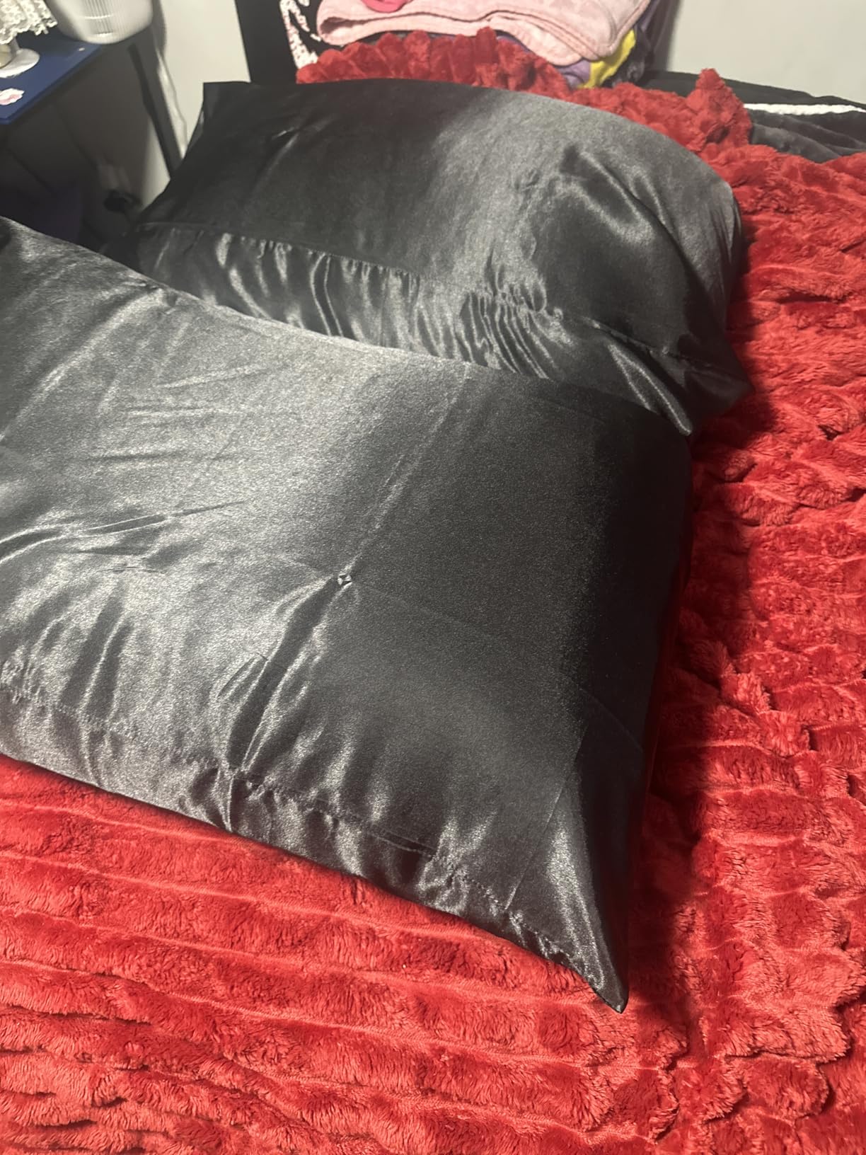 MR&HM Satin Pillowcase for Hair and Skin, Silk Satin Pillowcase 2 Pack, Queen Size Pillow Cases Set of 2, Silky Pillow Cover with Envelope Closure (20x30, Black) customer photo 2