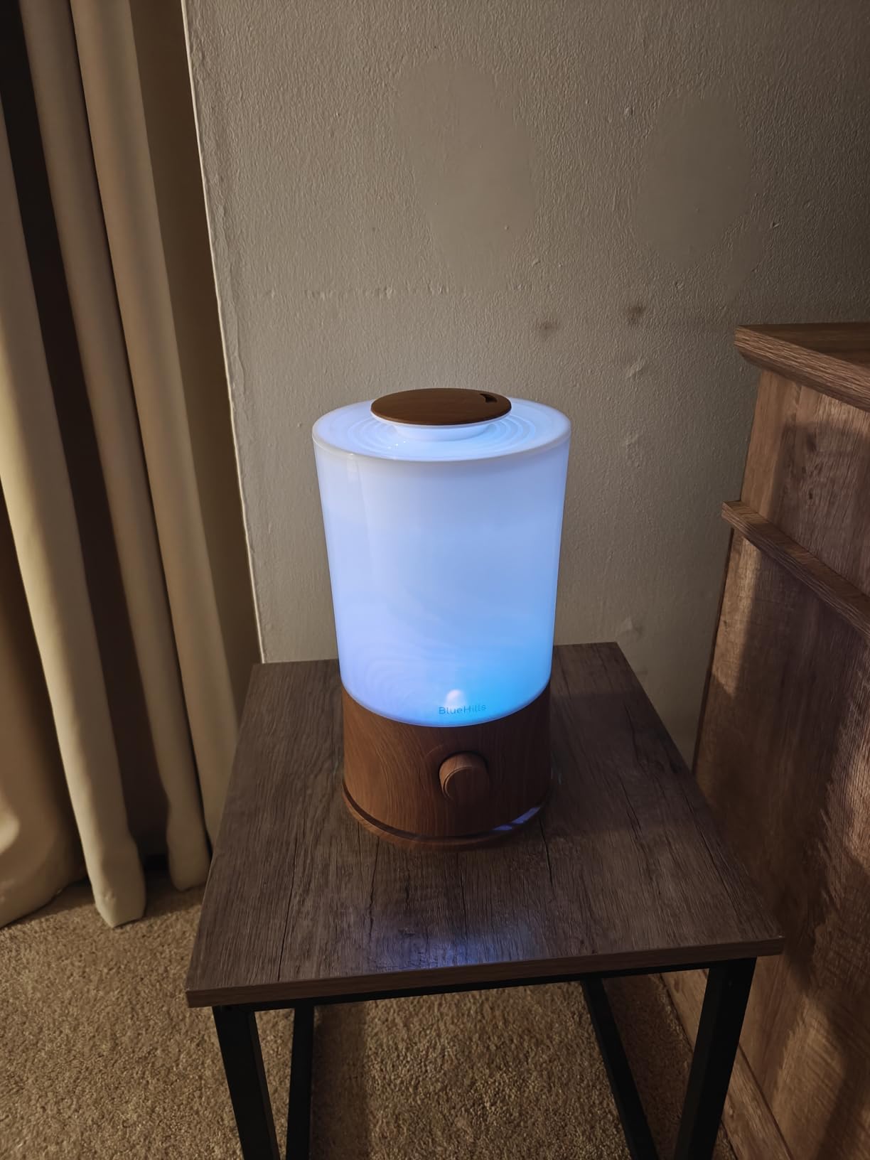 BlueHills Premium 2000 ML XL Essential Oil Diffuser Aromatherapy Humidifier for Large Room Home 40 Hour Run Huge Coverage Area 2 Liter Extra Large Capacity Diffuser High Mist Dark Wood Grain customer photo 1