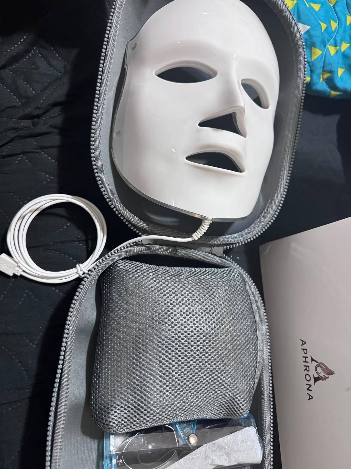 Aphrona FDA cleared LED Facial Mask MOONLIGHT PRO 7 Color Treatment Photon Mask, Red light Blue light for Acne Removal Wrinkle Reduction, led light therapy for face, 450 Powerful LED Chips (White) customer photo 2