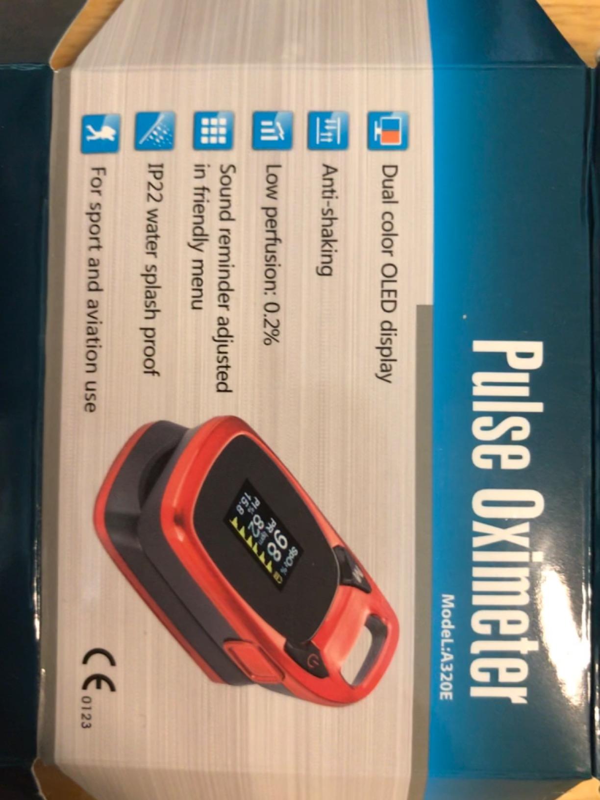 Fingertip Pulse Oximeter with Plethysmograph and Perfusion Index, include carrying case, Large OLED Digital Display Blood Oxygen Saturation Monitor Heart Rate Monitor customer photo 1
