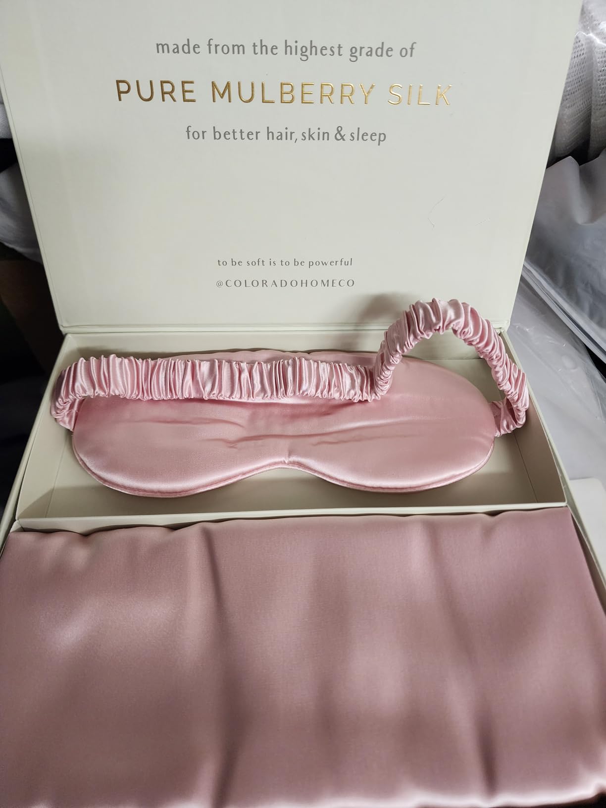 SUNDAYSILKS Premium Silk Pillow Cases | 100% Mulberry Silk, All Sides Real 22 Momme Grade 6A Silk with Zipper (Nude Champagne, Queen) customer photo 1