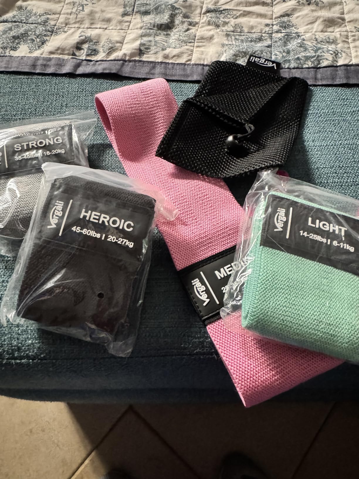 Resistance Bands for Working Out with Workout Bands Guide. 4 Booty Bands for Women Men Fabric Elastic Bands for Exercise Bands Resistance Bands for Legs Bands for Working Out Hip Thigh Glute Bands Set customer photo 1