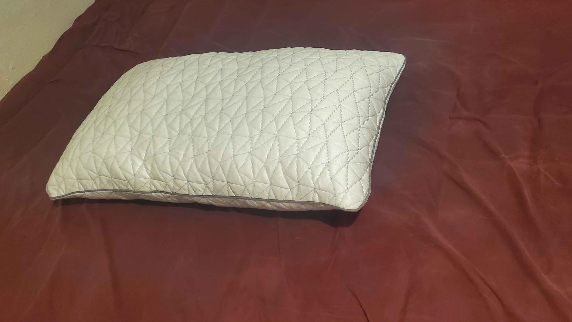 Coop Home Goods Cool Side Pillowcase, Queen Size Cooling Pillow Case for Hot Sleepers, Two-Sided Pillow Covers, Cozy Side & Cool Side, Ultra Soft Lulltra Cool Technology customer photo 1