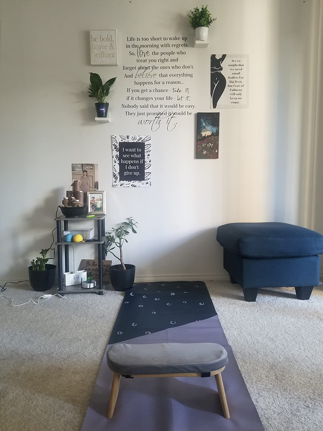 Florensi Folding Bamboo Kneeling Meditation Chair - 18 x 7 x 6 in, Grey, Portable Kneel-On Bench, Foldable Bench for Prayers, Stable Meditation Support & Anti-Slip Feet customer photo 1