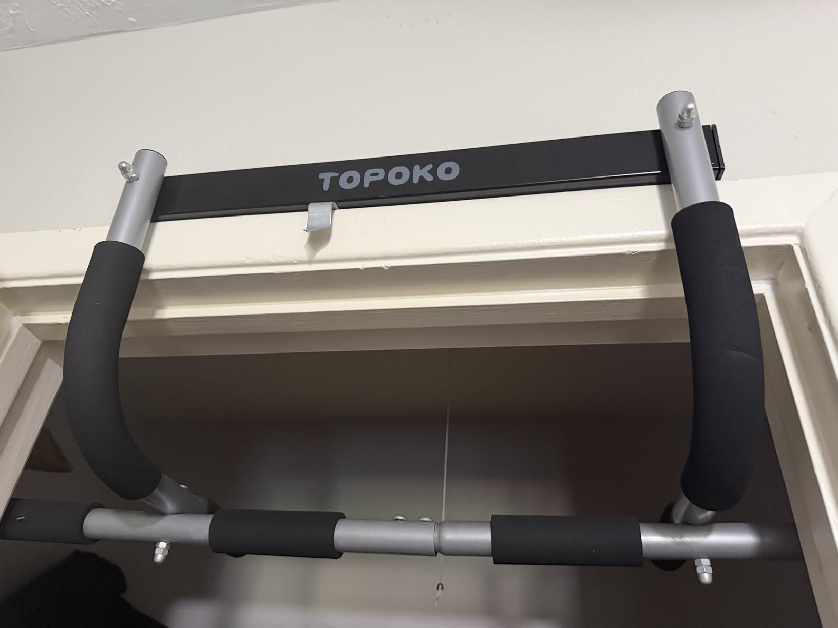 TOPOKO Pull Up Bar for Doorway, Heavy Duty Chin Up Station for Home Gym, Multi-Grip or Adjustable Door Frame Exercise Equipment for Upper Body Strength Training customer photo 2