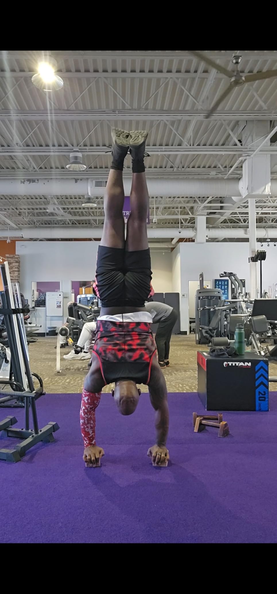WOODPOWER BalanceBlocks - Handstand Blocks & Yoga Block in One - Bodyweight Training, Gymnastics, Acrobatics, Yoga (Pack of 2) customer photo 1