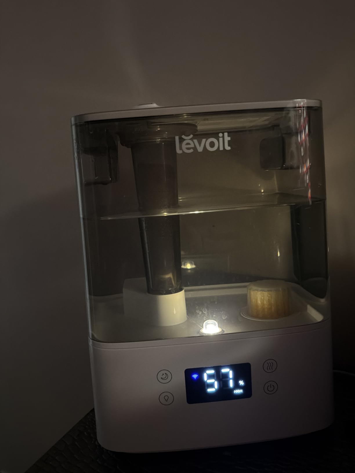 Levoit Humidifiers for Bedroom Large Room, 6L, 60H Runtime, 26dB, Smart App | Top Fill Cool Mist Humidifier for Baby & Plants, Easy to Clean, Essential Oil, Rapid Humidification & Auto Mode, Sleep Mode customer photo 1