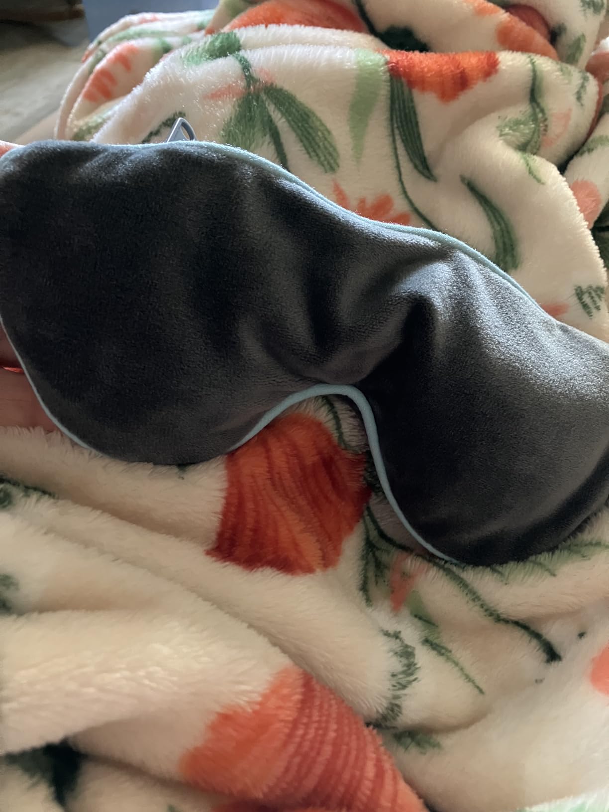 MyHalos Heated Eye Mask for Dry Eyes - Steam Warm Compress for Eyes - Remove Styes, Chalazion Therapy Warming and Heating Pad Hot Compress - Moist Heat Mask for Blepharitis & MGD - FSA|HSA Eligible customer photo 2