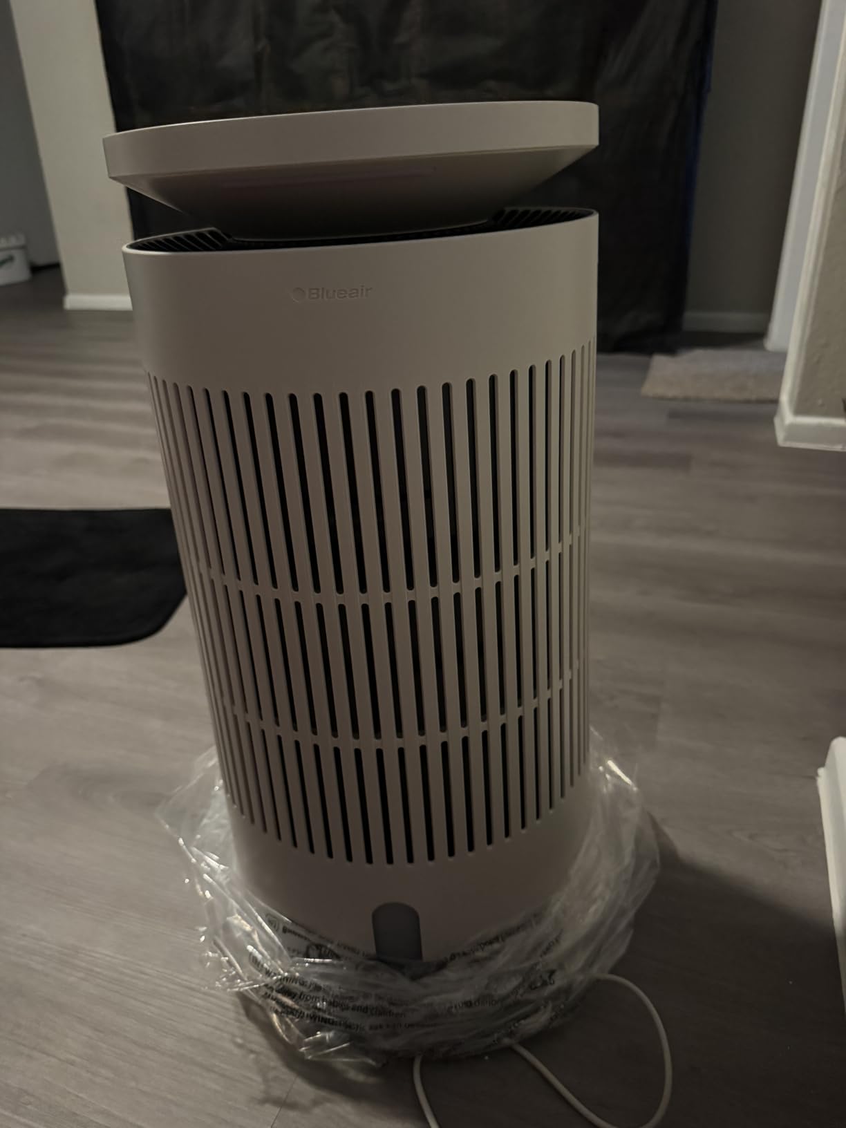 Blueair 2-in-1 Pro Air Purifier & Humidifier for Large Rooms, HEPASilent Removes 99.97% Allergens, Dust, Smoke, Up to 1,875 sq ft, Smart App, Skin-Hydration Mode, 360 InvisibleMist customer photo 1