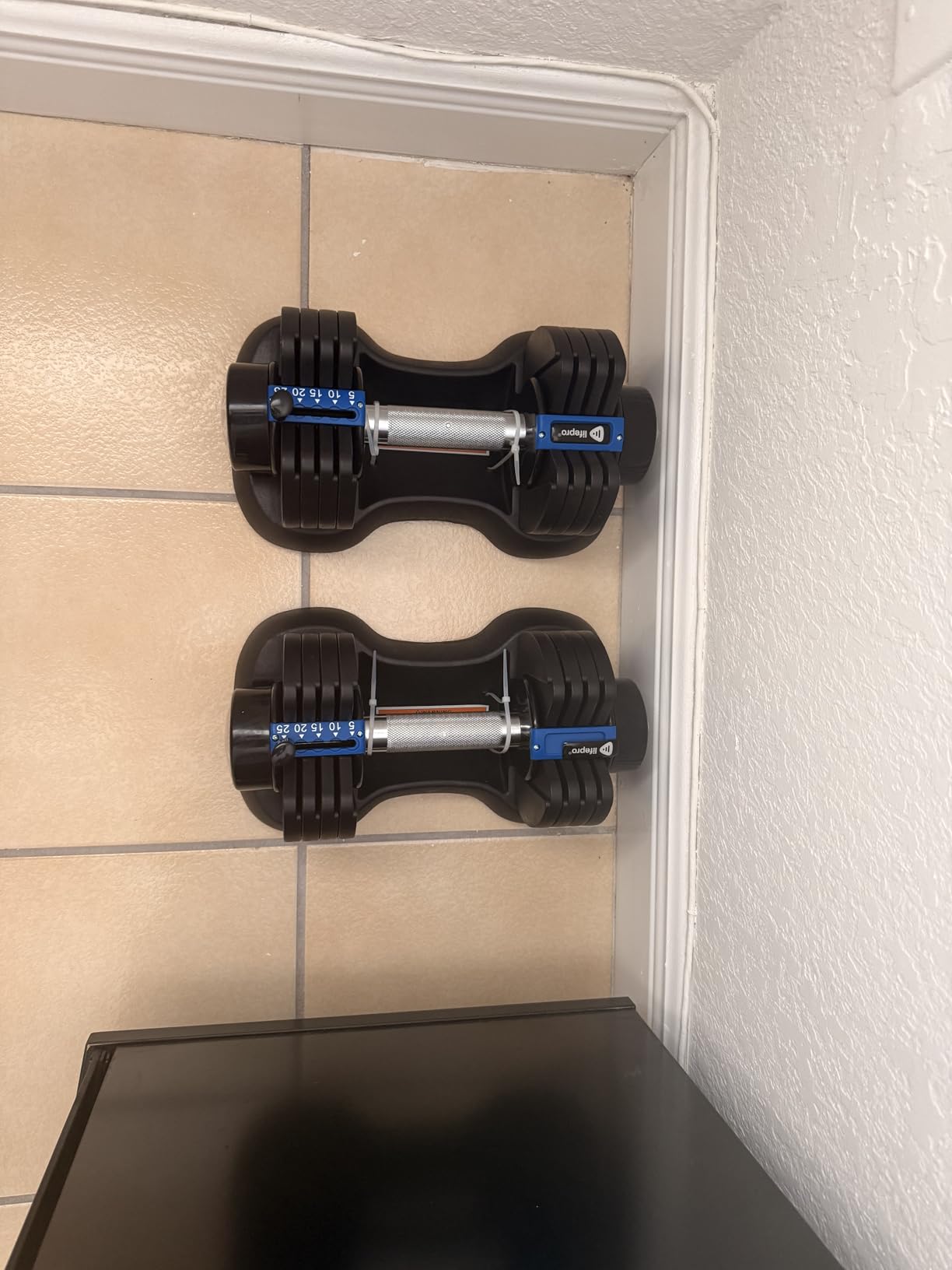 Lifepro Adjustable Dumbbells & Weights for Home Gym, Quick-Adjust | Choose from 2-55 lb adjustable weights in single, pair, or 3-in-1 options for customizable home strength training. customer photo 2