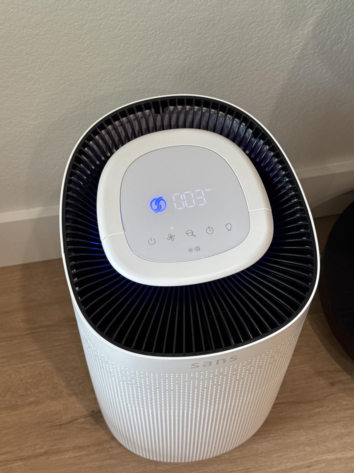Sans True HEPA Air Purifier for Extra Large Rooms (1,854 sq ft) | UV-C Light Layer & Carbon Odor Absorption | Quiet 25dB Auto-Mode, Captures Smoke, Dust & Allergens (White) customer photo 1
