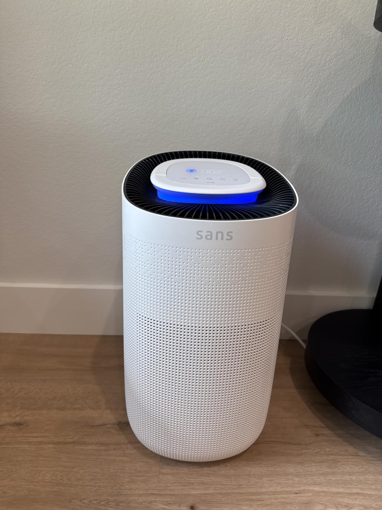 Sans True HEPA Air Purifier for Extra Large Rooms (1,854 sq ft) | UV-C Light Layer & Carbon Odor Absorption | Quiet 25dB Auto-Mode, Captures Smoke, Dust & Allergens (White) customer photo 2
