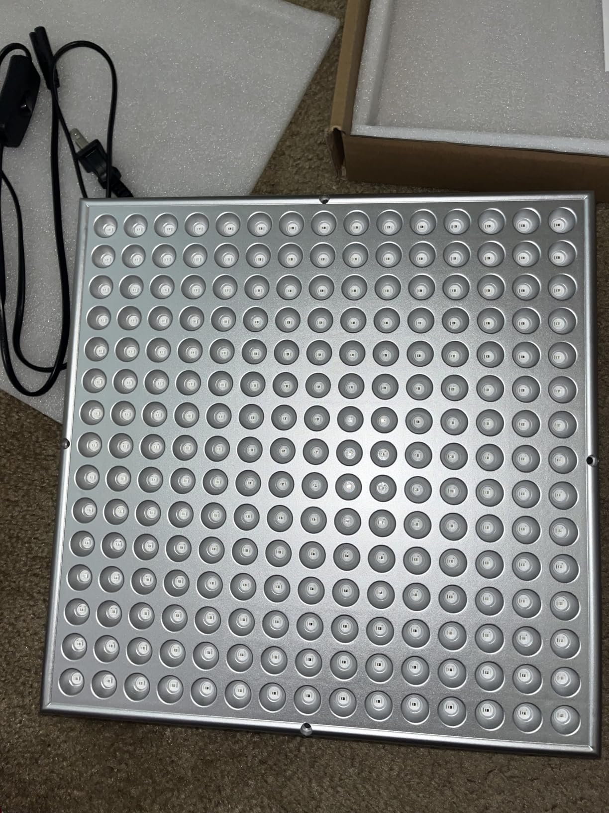 LED Red Light Therapy Device - 45W LED Panel Deep 660nm and Near-Infrared 850nm Light Combo for Skin Beauty, Pain Relief of Muscles and Joints customer photo 1