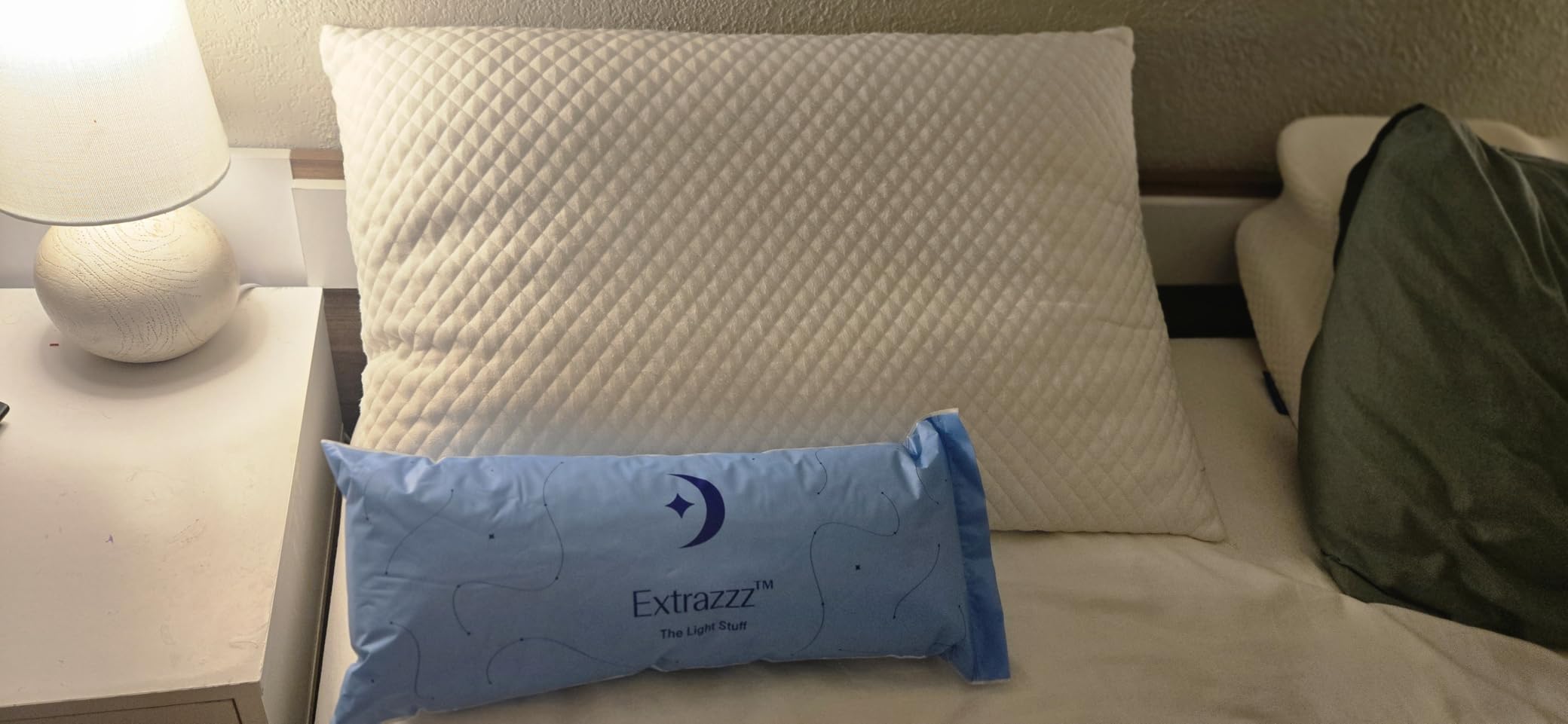 DreamyBlue Signature Pillow w/Adjustable Loft - Shredded Memory Foam Fill - Washable Bamboo Rayon Cover - CertiPUR-US Certified Foam (Queen) customer photo 2