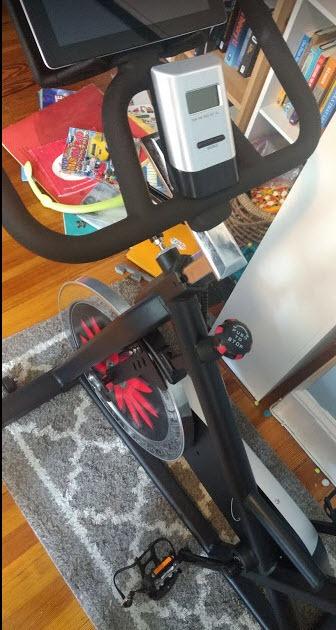 JOROTO Exercise Bike, Magnetic Stationary Bikes for Home with 40LBS Flywheel, App Supported Indoor Bike with 350LBS Weight Capacity, Low Noise, Digital Monitor, Bottle and Tablet Holder customer photo 2