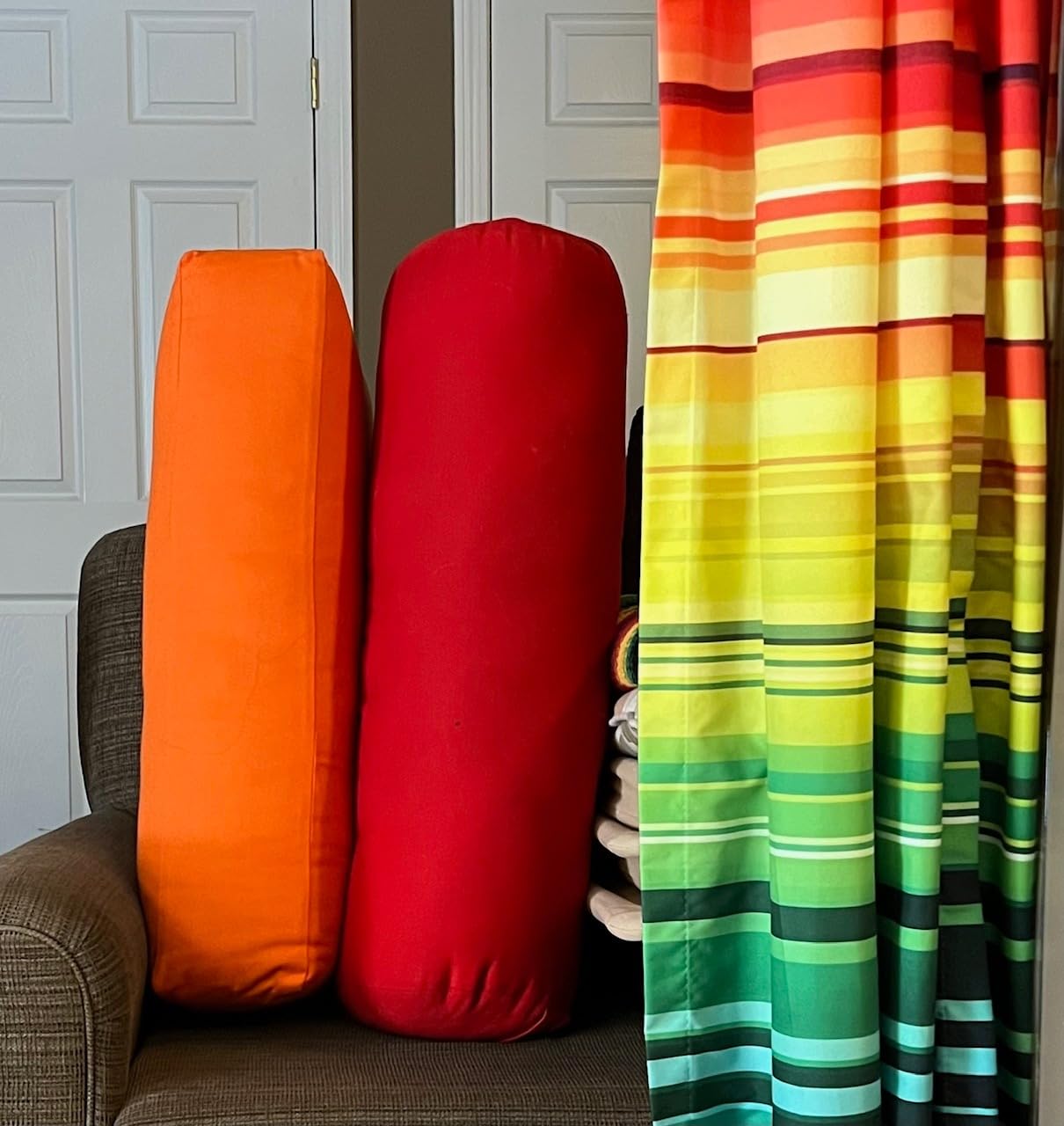 Pranayama Yoga Bolster Meditation Pillow customer photo 1