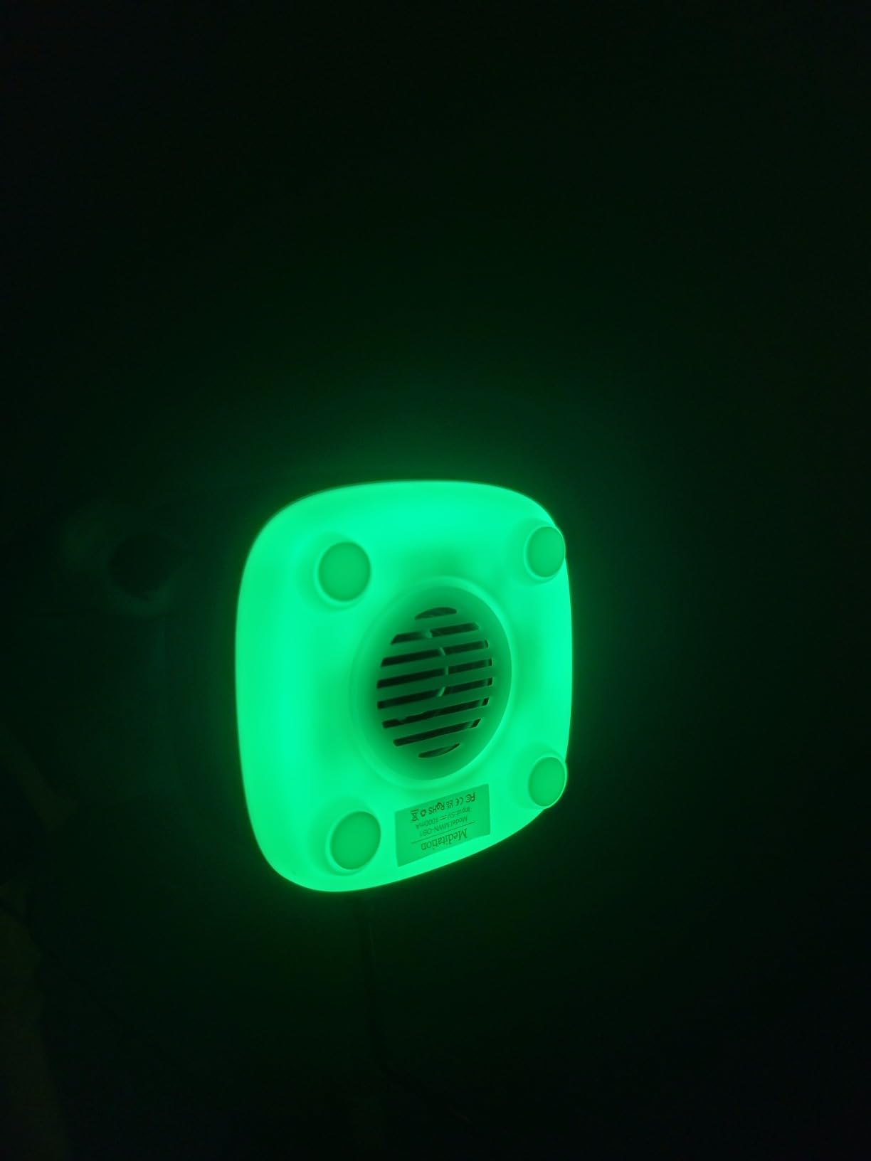 Meditation White Noise Sound Machine 30 Soothing Sounds with 32 Volume Control 12 Night Light 5 Timers Portable Sleep Machine for Travel Powered by AC or USB Sleep Therapy for Baby Kids Adults (Black) customer photo 1