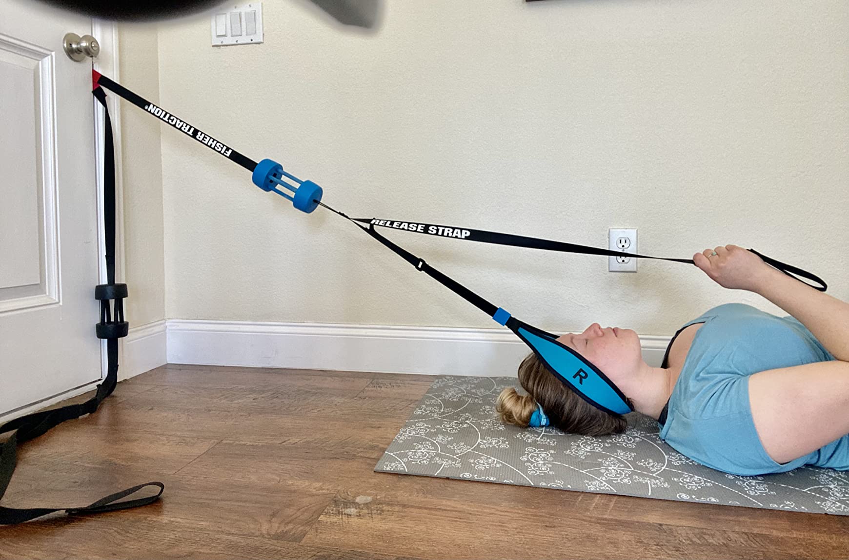 Fisher Traction Lower Back Decompression Device - Lumbar Traction for Spinal Decompression - Patented Stretcher Strap Release for Spinal Rehydration - Lightweight & Portable (Under 230 lbs) customer photo 1