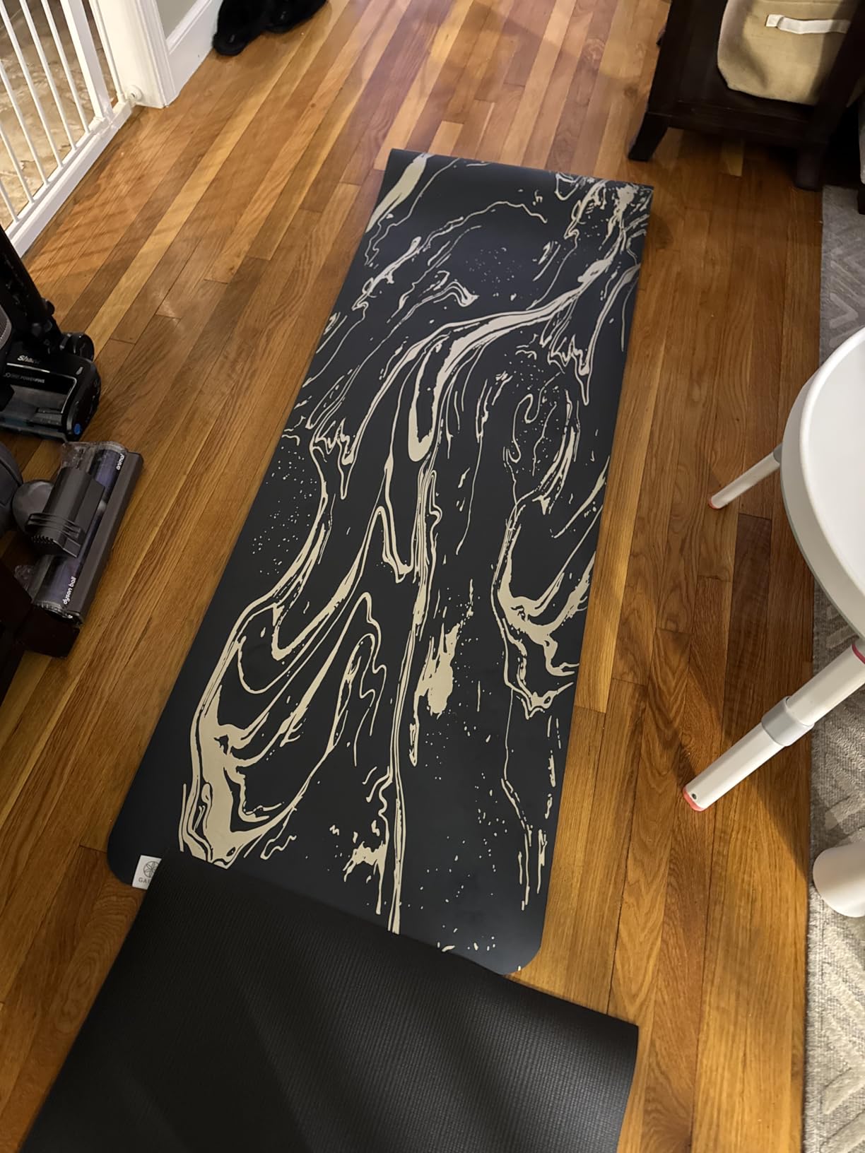 Gaiam Dry-Grip Yoga Mat 5mm Hot Yoga customer photo 1