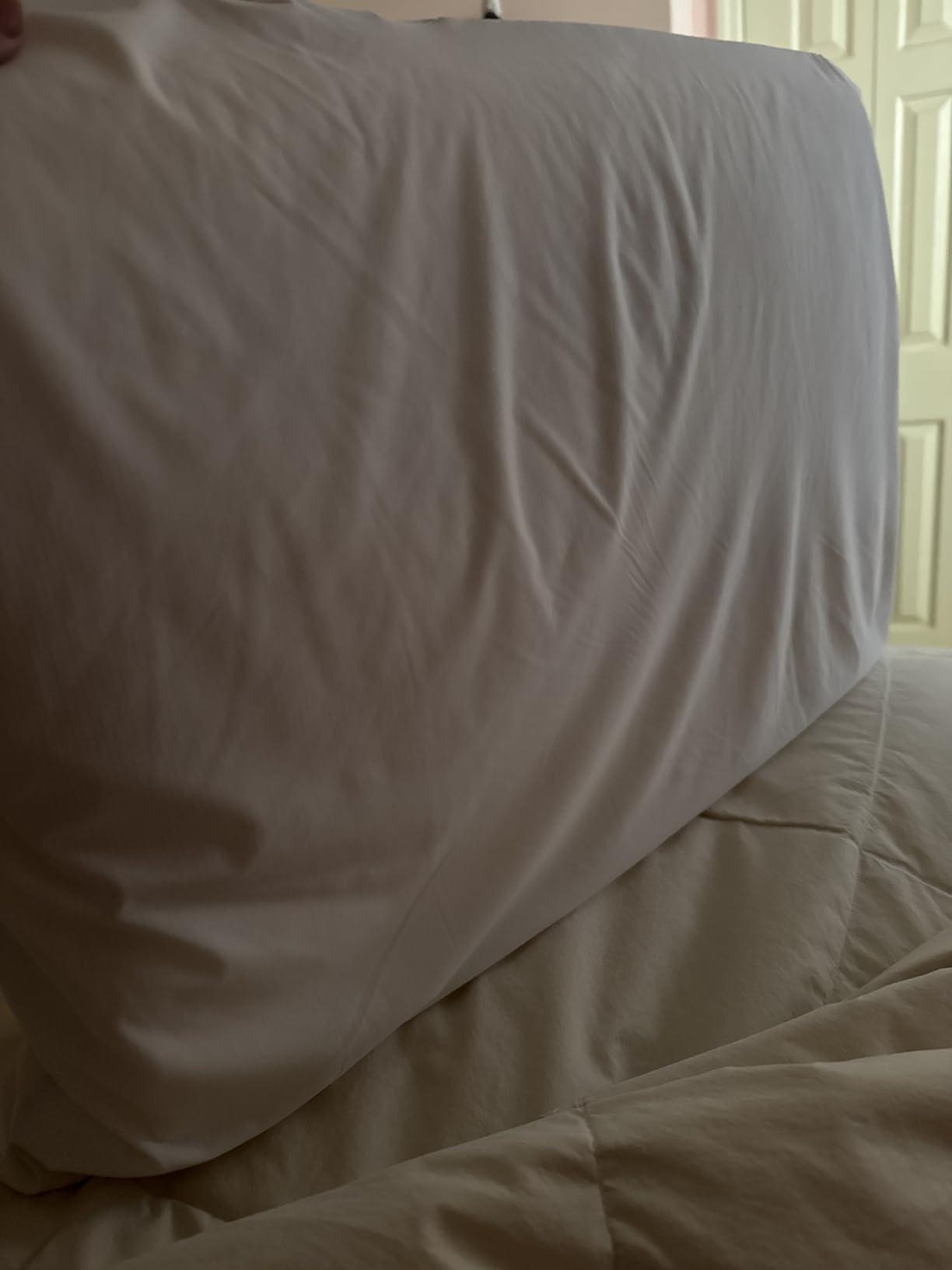 REST Evercool+ Cooling Pillowcases Standard - 2 Pillowcases for Sensitive Skin, Silver Infused Fabric for Hygienic Sleep, Silky Smooth for Curly Hair, High Elastic for Snug Fit (19x29 inches) customer photo 2