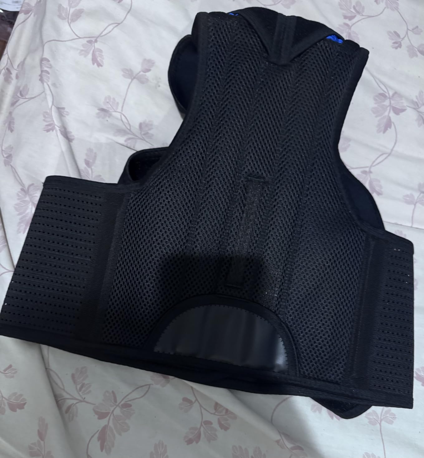 Upgraded Posture Corrector Back Brace for Men and Women, New Version Lumbar Support for Posture Improving and Pain Relief customer photo 2