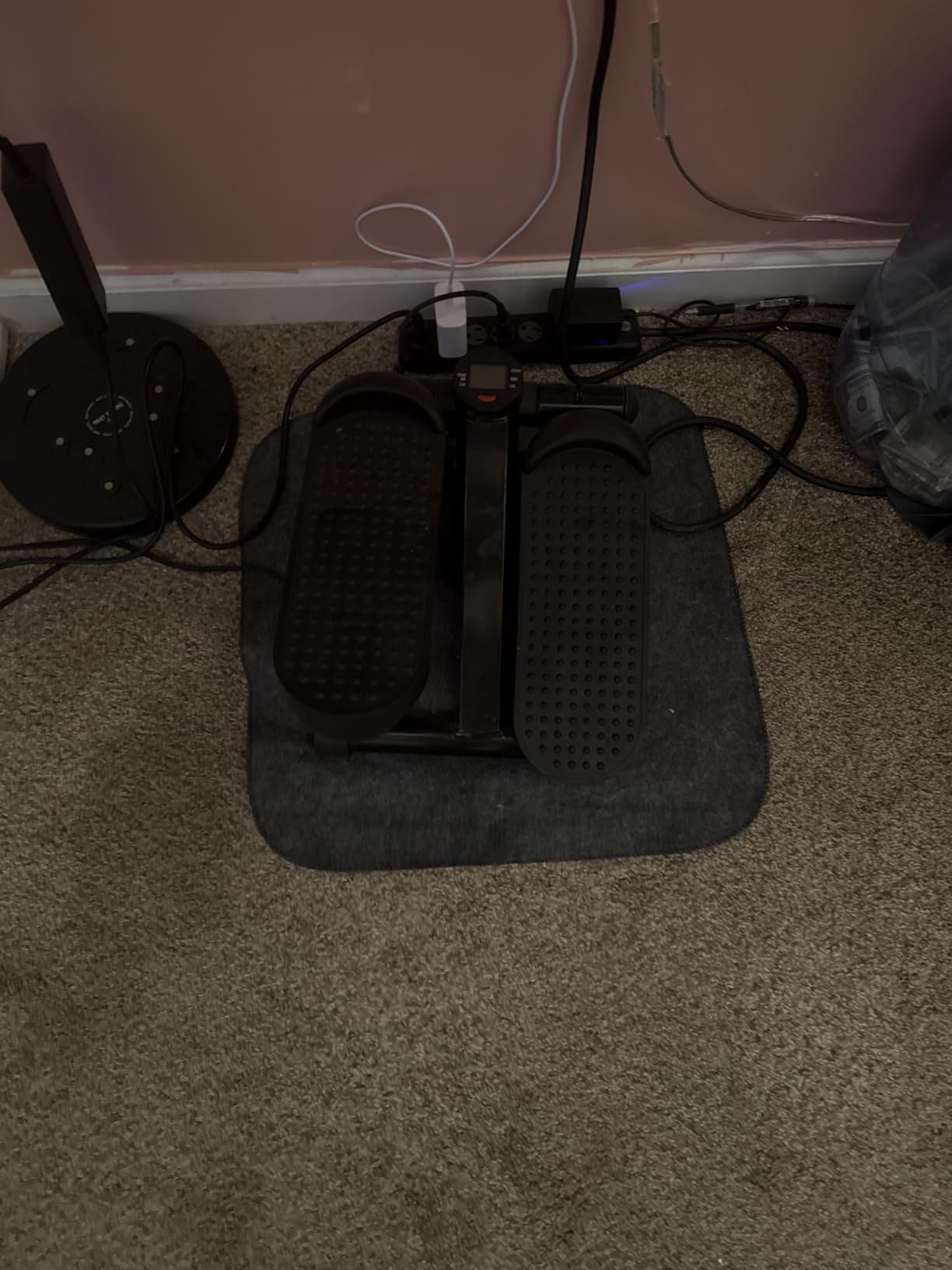 Hydraulic Fitness Stepper with LCD Monitor - Mini Stepper and Resistance Bands customer photo 1
