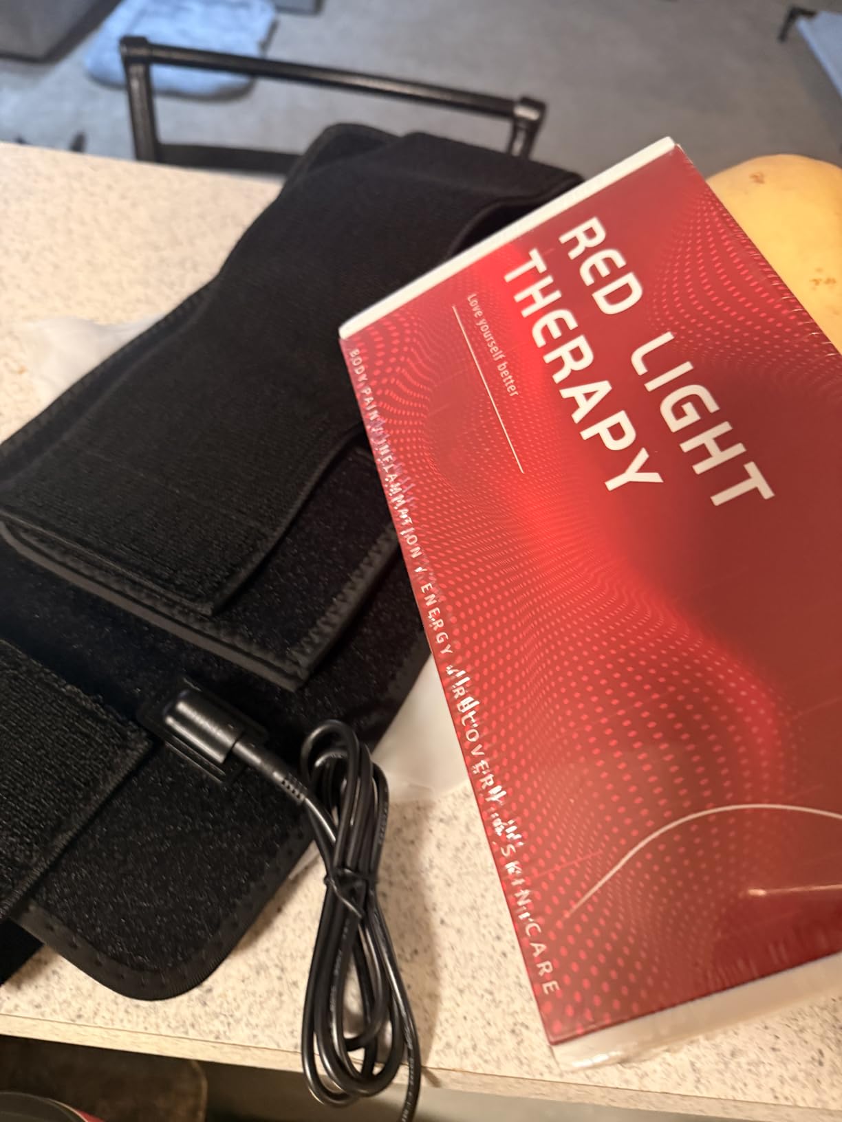 Red Light Therapy Pad for Body Back Knee Shoulder Hands Feet Portable 660nm 850nm Home Use 3 Chips in 1 Infrared Wrap Belt customer photo 2