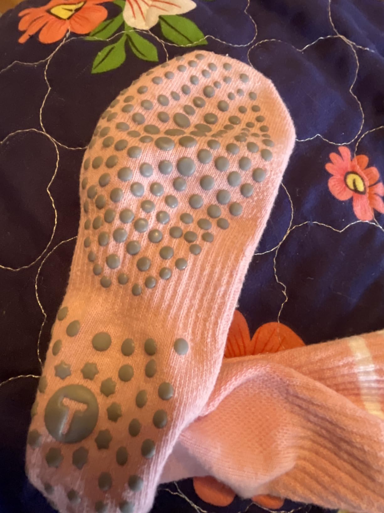 Toes Home Pilates Socks for Women with Non Slip Grippers, Yoga Crew Socks for Barre Hospital Sticky Slipper Socks 4 Pairs customer photo 1