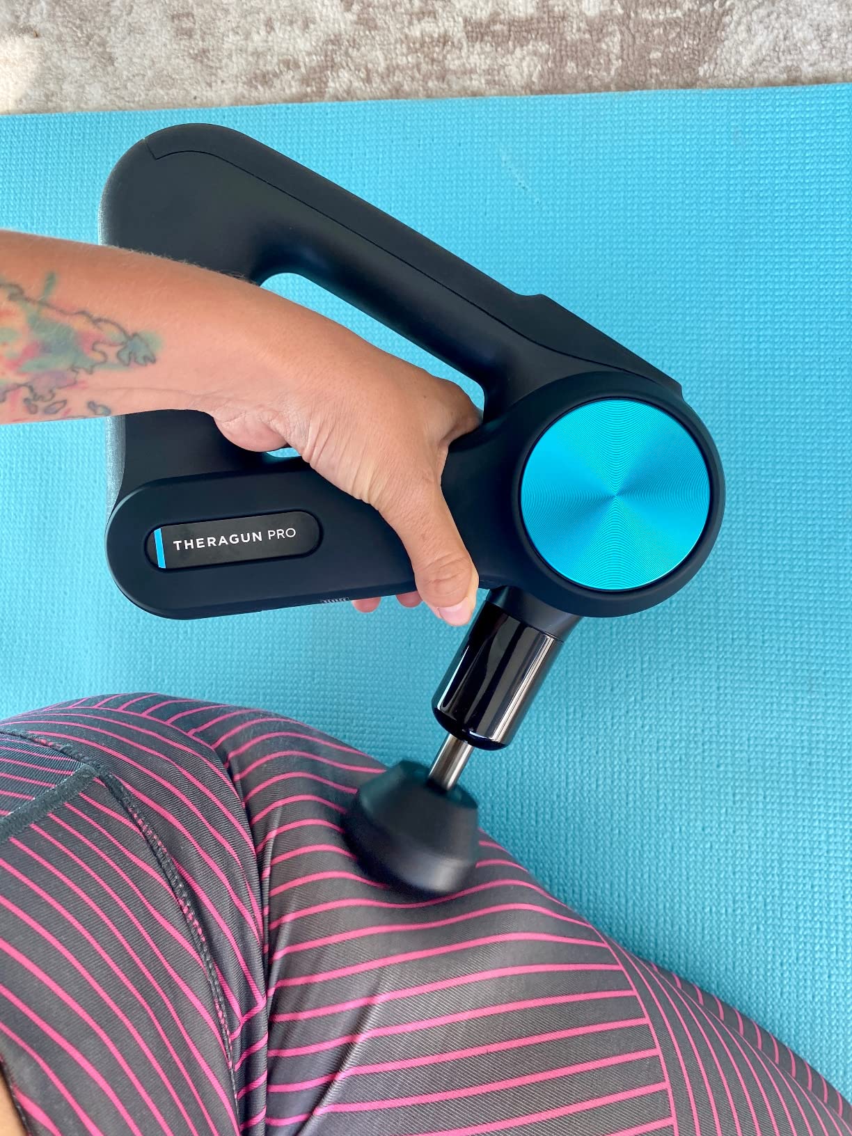 Therabody Theragun PRO Plus - 6-in-1 Deep Tissue Percussion Massage Gun with Biometric Breathwork, Vibration & Heated Attachments customer photo 2