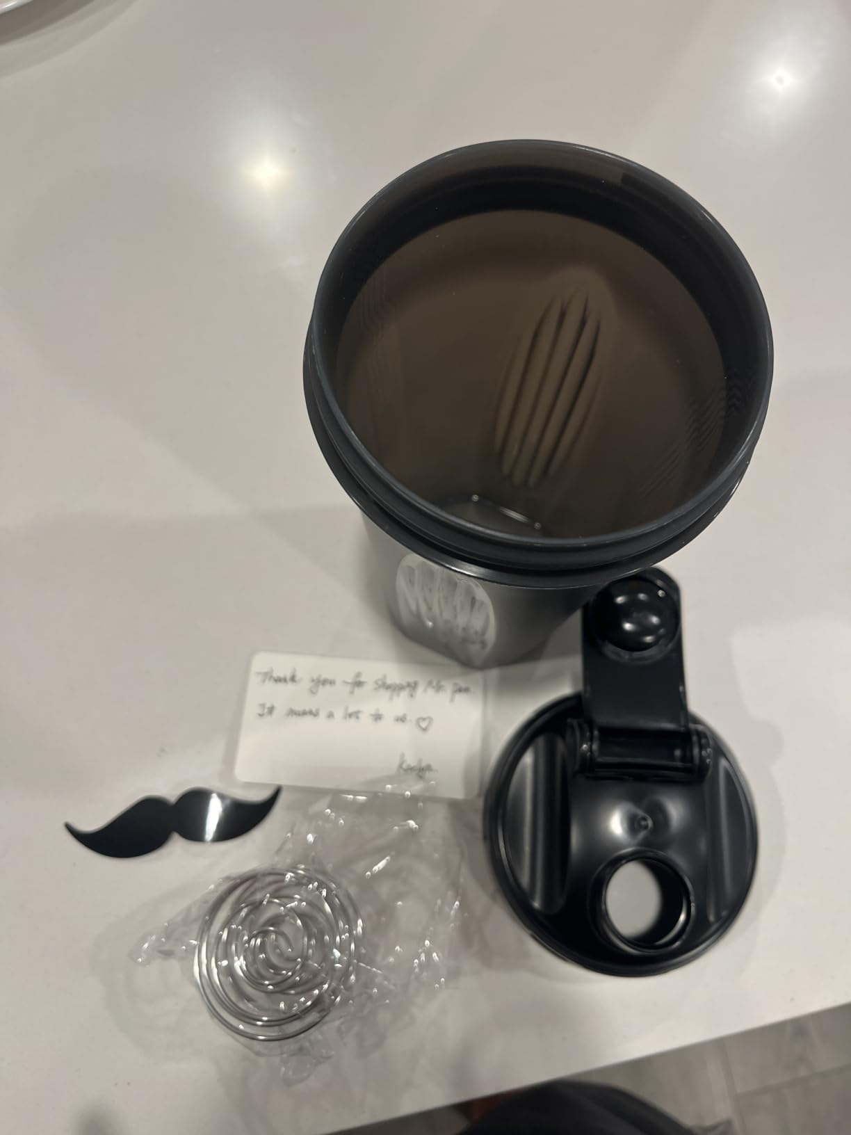 Mr. Pen- Shaker Bottles for Protein Mixes, 28 oz, Leak Proof | Shaker Cups with Stainless Steel Wire Whisk Ball for Protein Shakes and Pre Workout customer photo 2