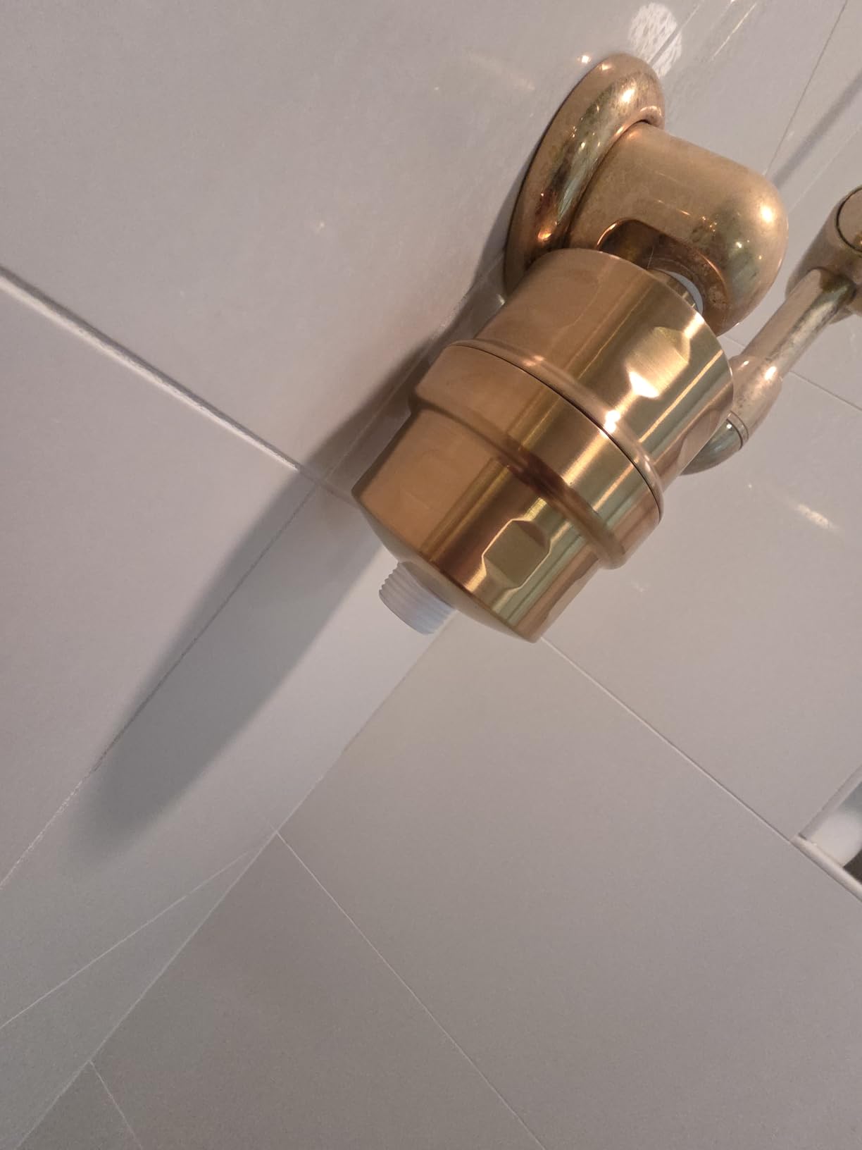 HammerHead Showers Solid Metal Shower Head Filter - KDF 55 Shower Head, High Pressure Universal Shower Filters to Remove Toxic Chemicals - Removes Chlorine and Heavy Metals - Chrome customer photo 2