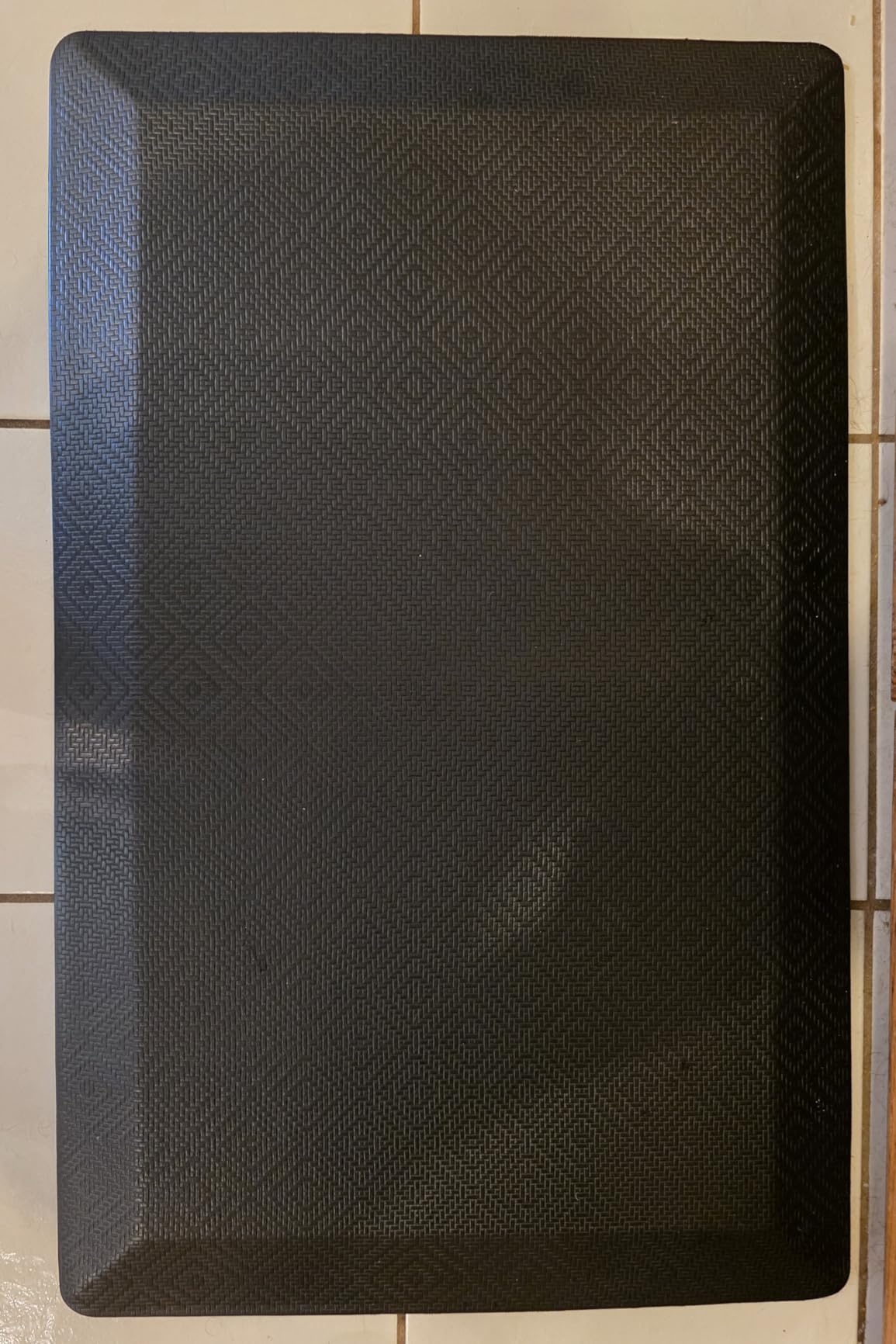 Ophanie Kitchen Mats for Floor, 3/4 inch Thick, 20x32 Anti Fatigue Cushioned Mat, Kitchen Rugs, Waterproof, Comfort Ergonomic Standing Mat for Office, Home, Sink with Anti-Slip Bottom Ridges customer photo 1